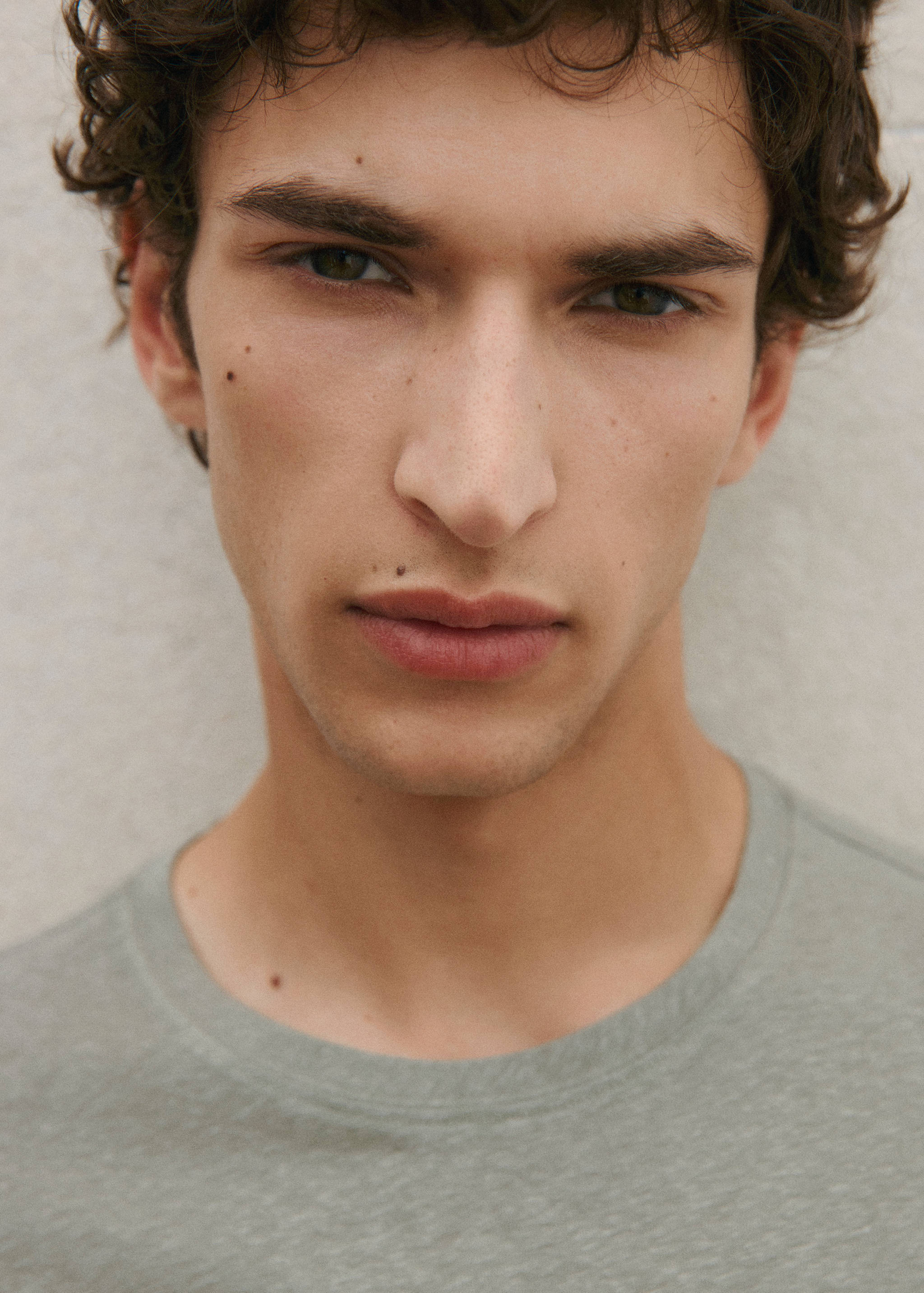 Camiseta lino slim fit - Detalle del artículo 5