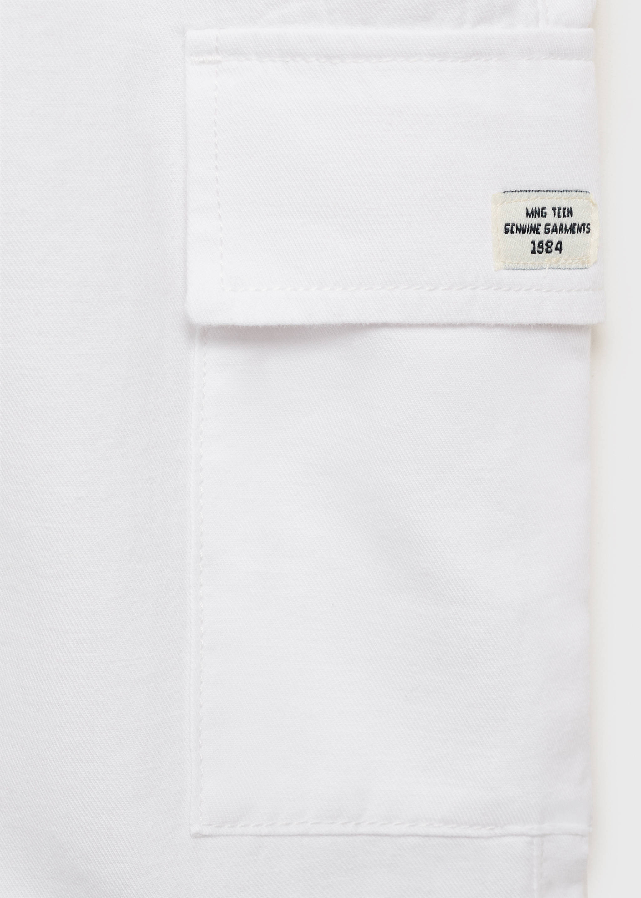 Cargo linen bermuda shorts - Details of the article 0