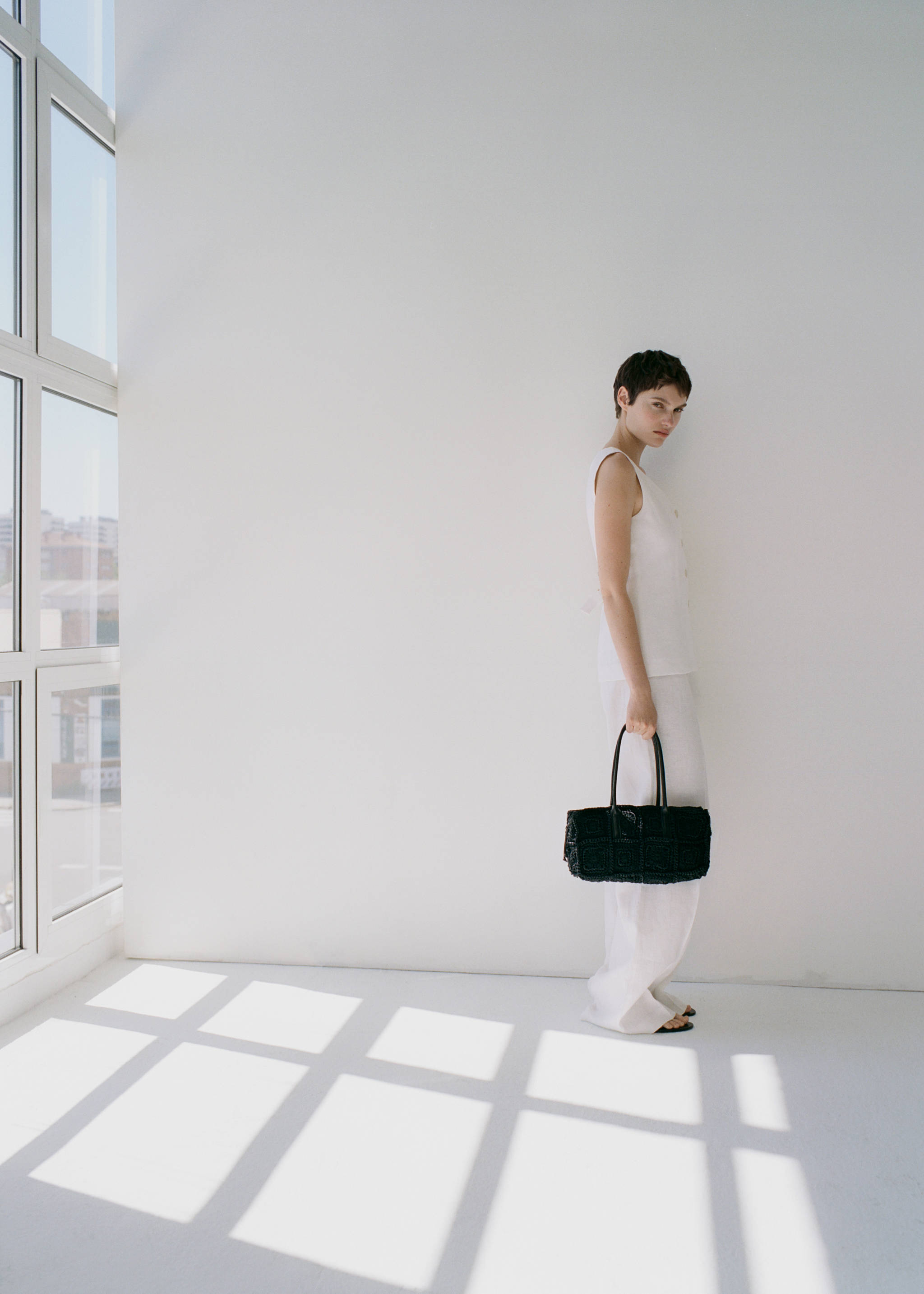 Suit-style linen jumpsuit - Details of the article 6, Off White. Ref: 17041217-00.