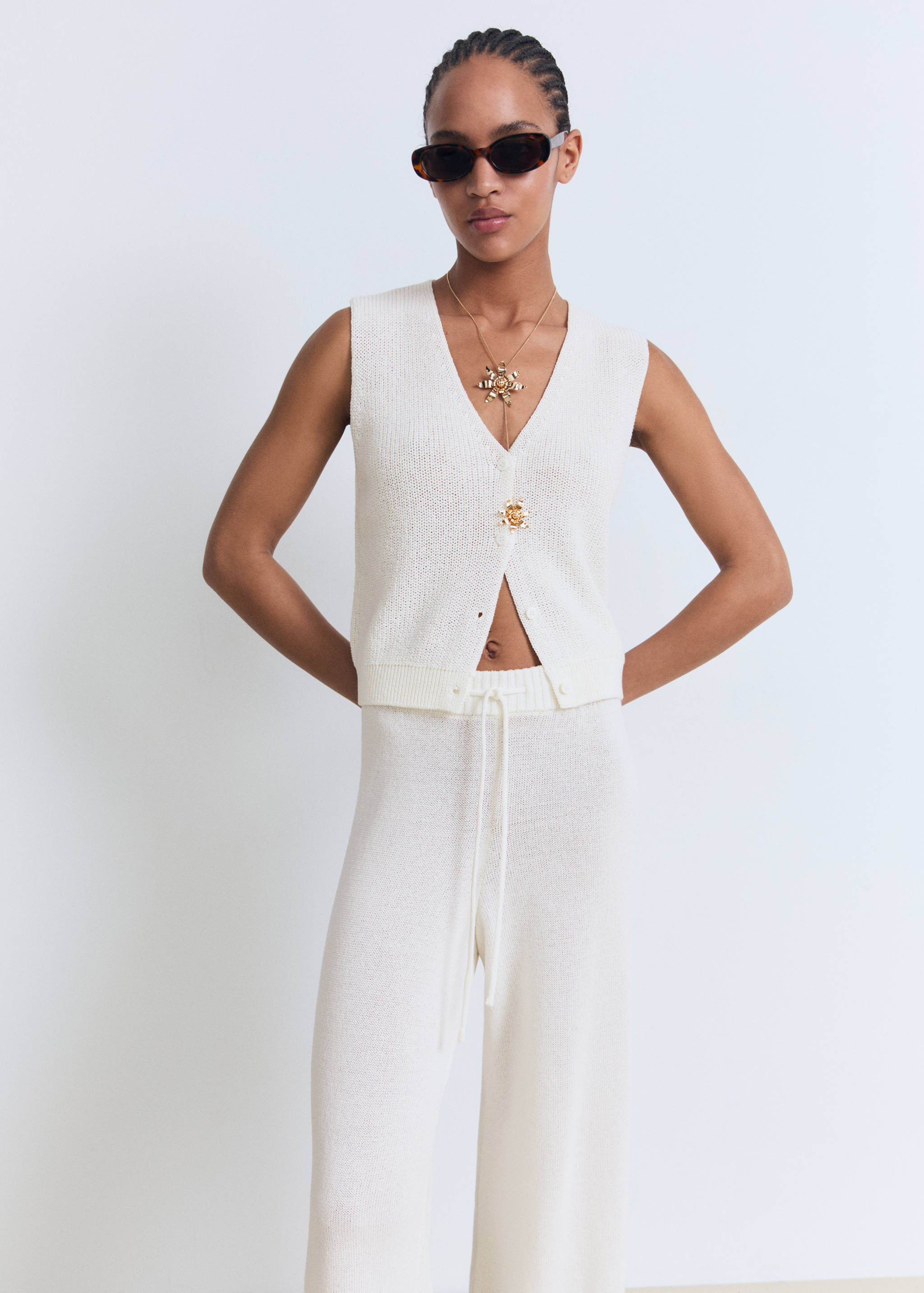 Openwork knitted trousers - Details of the article 1