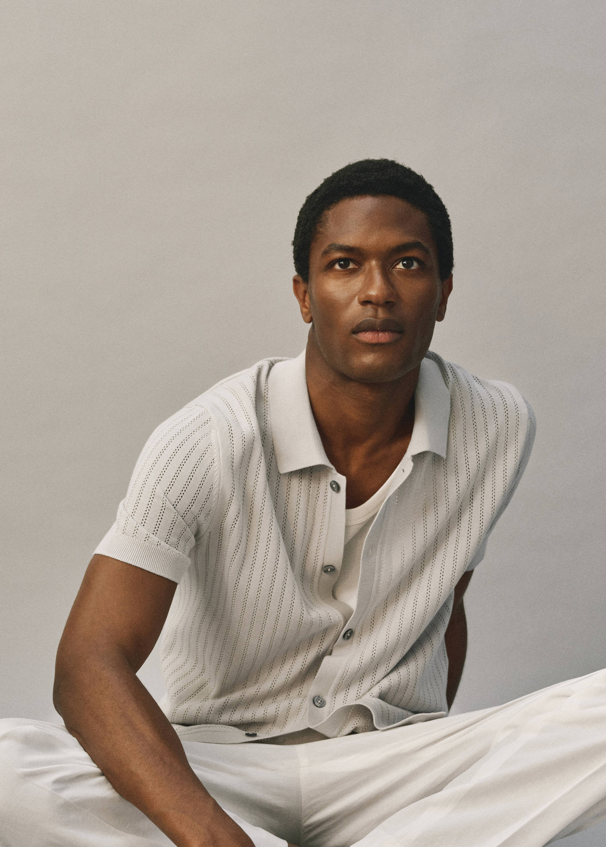 بلوزة قطنية مخرمة - تفاصيل المنتج 3