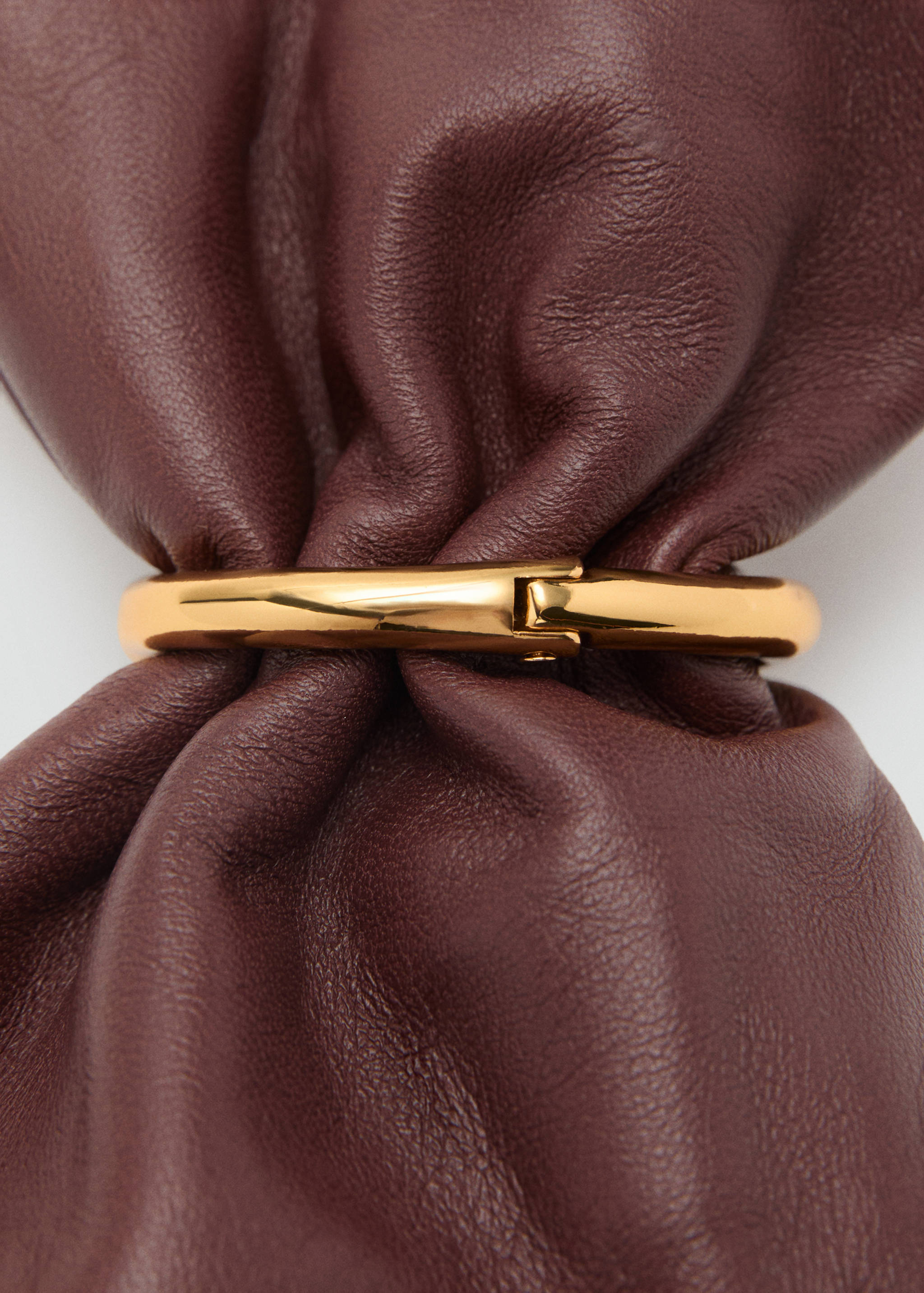 Leather sack-style bag with metallic detail - Details of the article 2