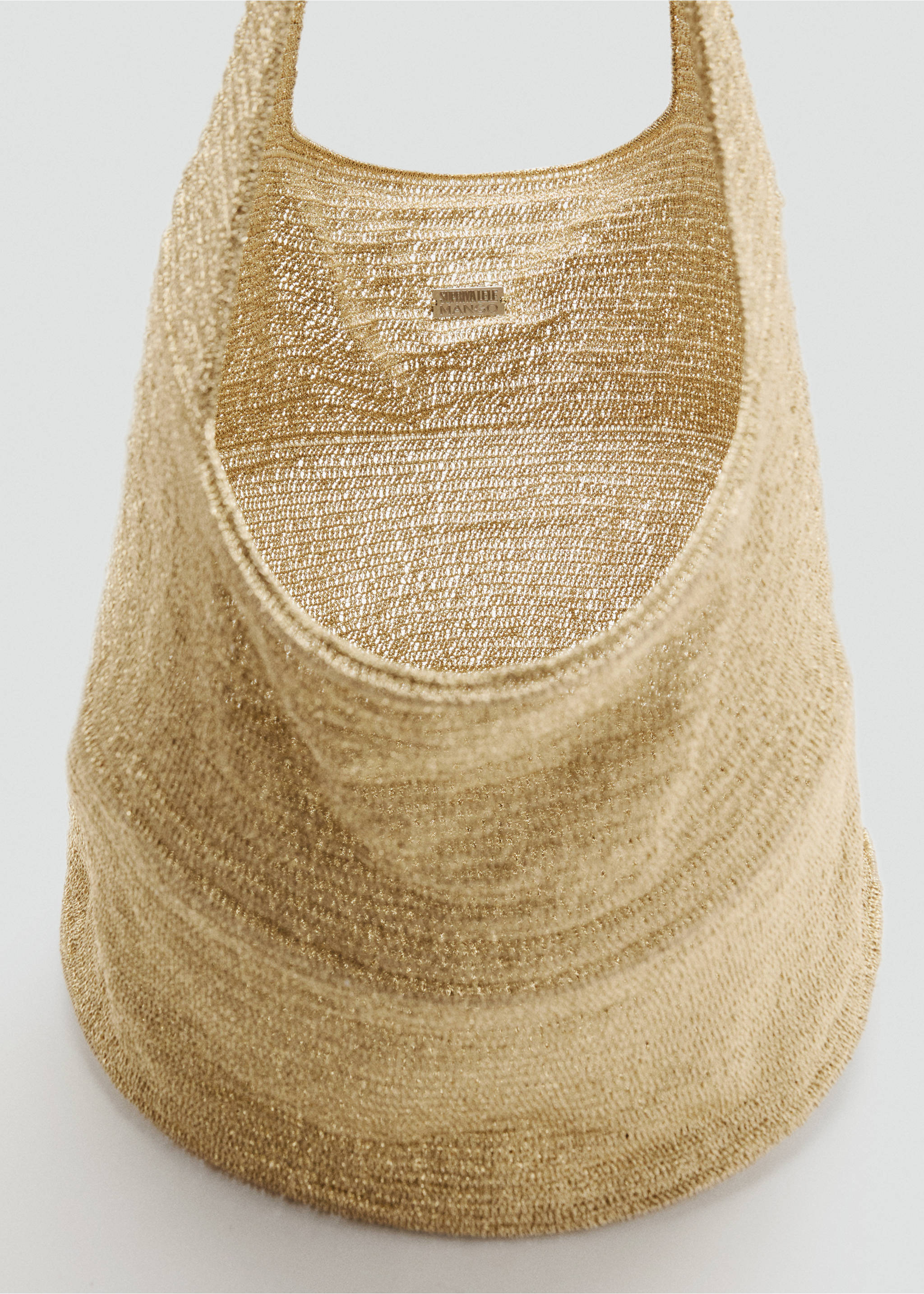 Lurex maxi-shopper with circular base - Details of the article 1, Gold. Ref: 17041256-00.