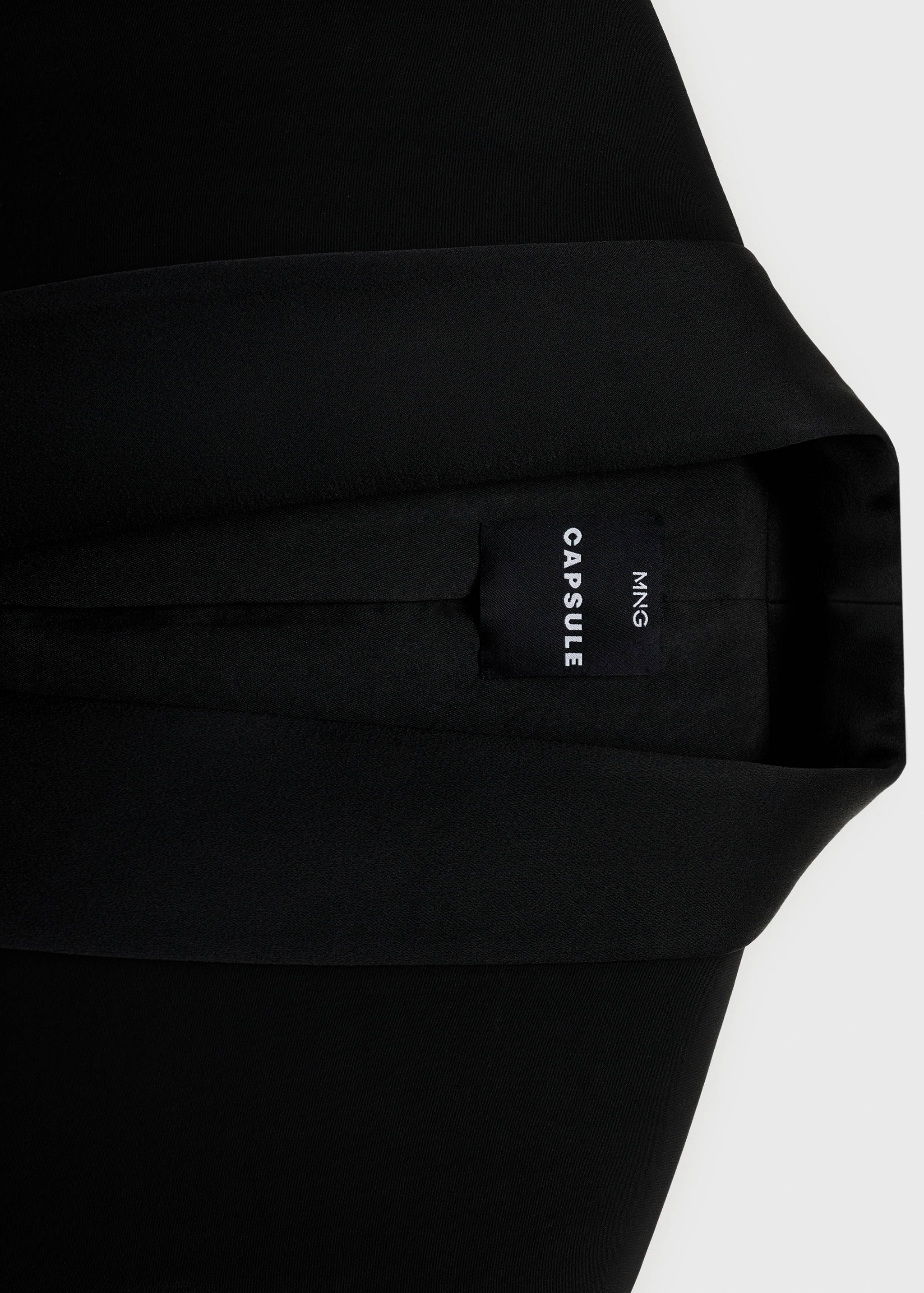 Suit jacket with satin details - Details of the article 0