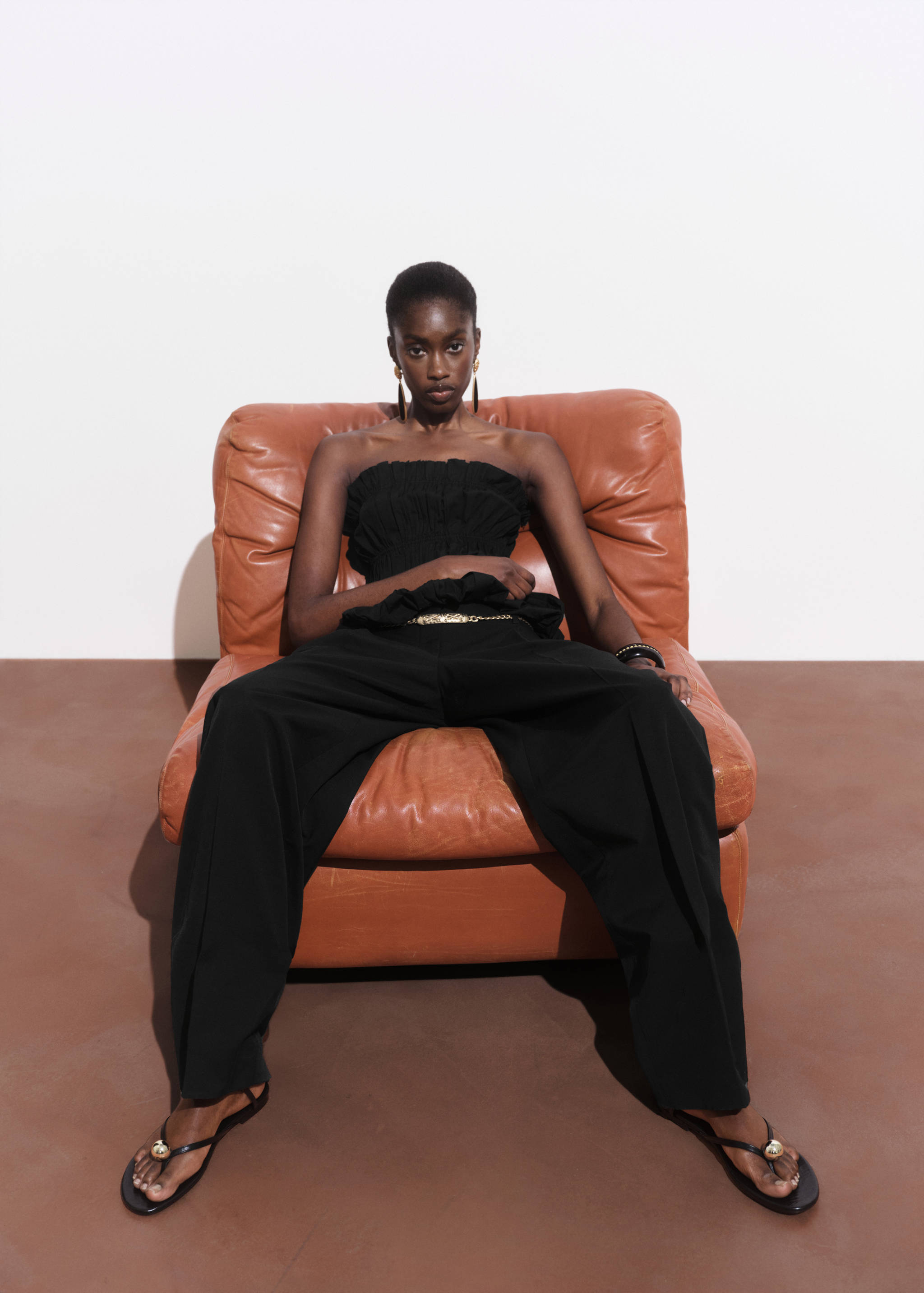 Celana panjang lurus dengan lipit berbahan katun - Rincian barang 2