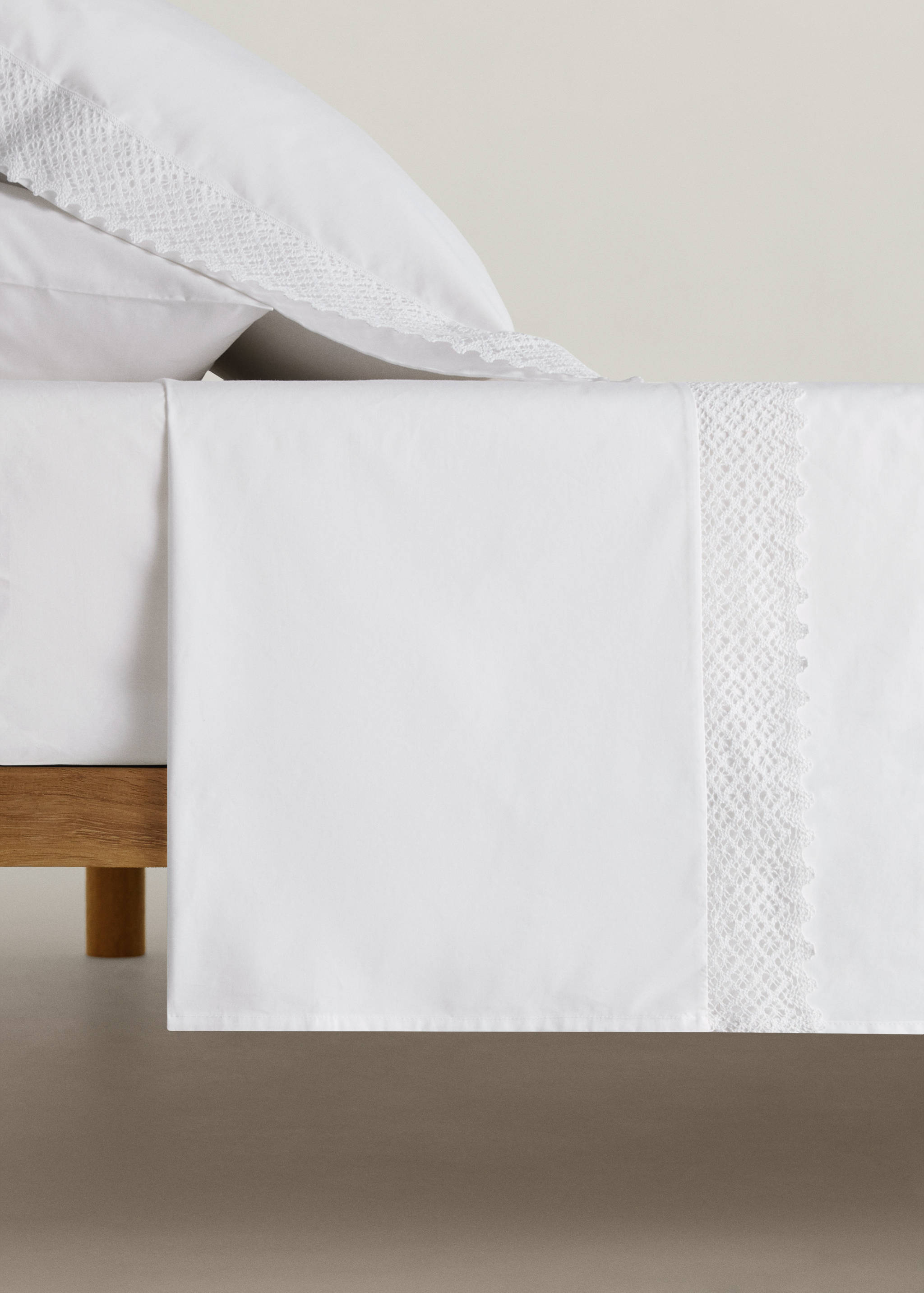 Percale cotton lace flat sheet Superking bed - Article without model