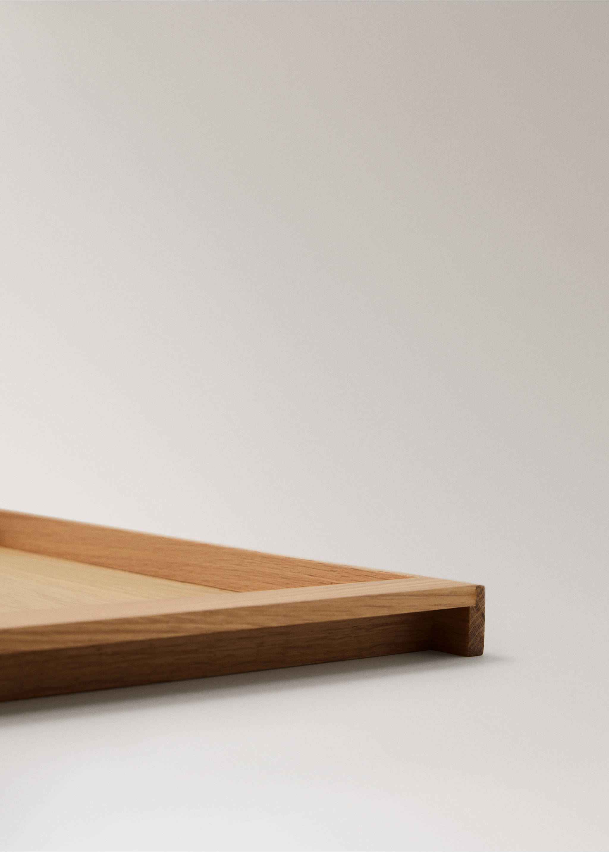 Bandeja retangular de madeira grande - Pormenor do artigo 2, Castanho. Ref: 17041279-00.