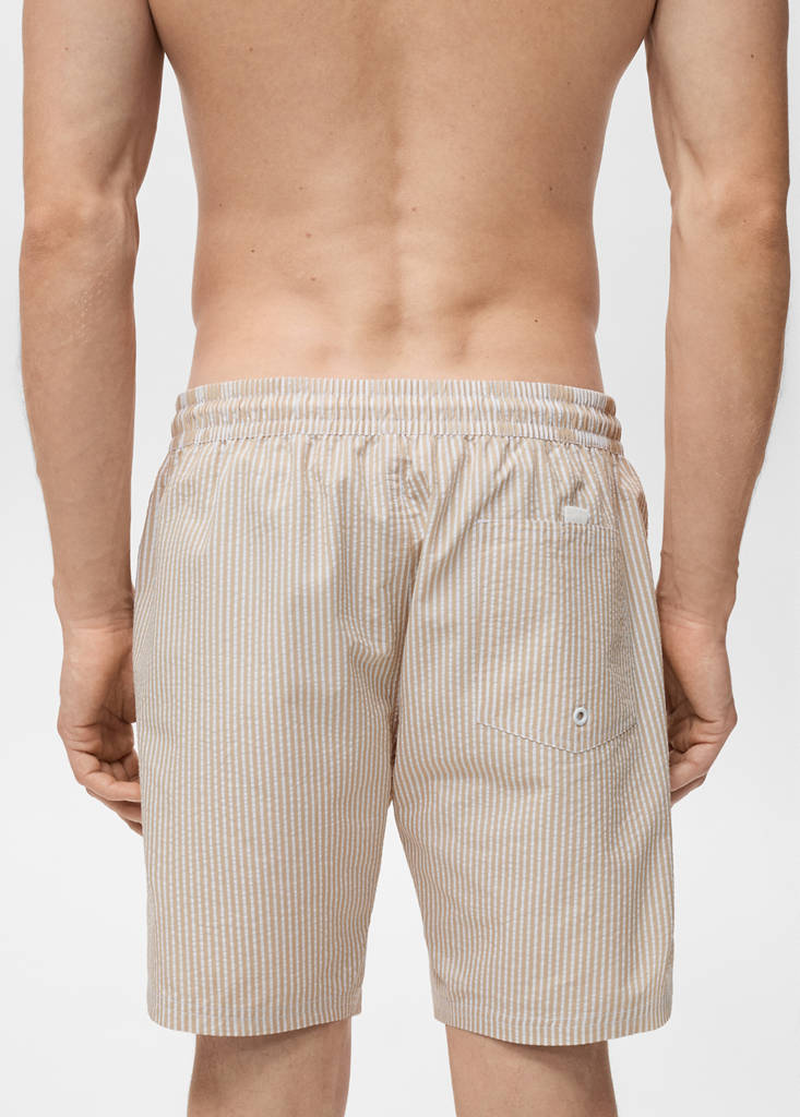 Seersucker swimming trunks — Sand