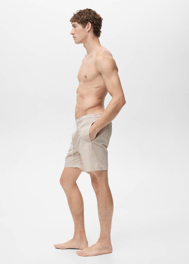 Seersucker swimming trunks — Sand