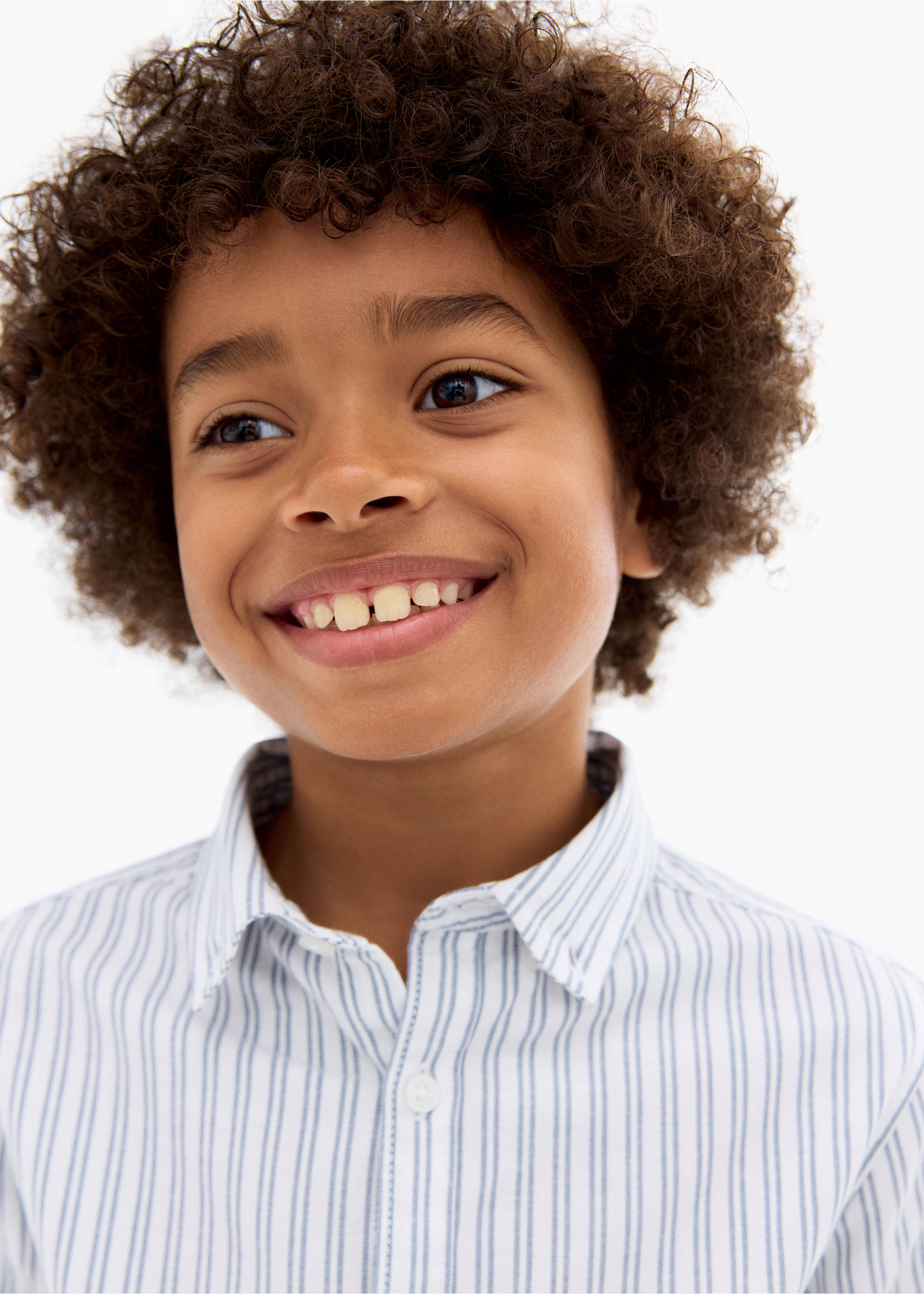 Striped Oxford shirt - Details of the article 1, Indigo Blue. Ref: 17041518-00.