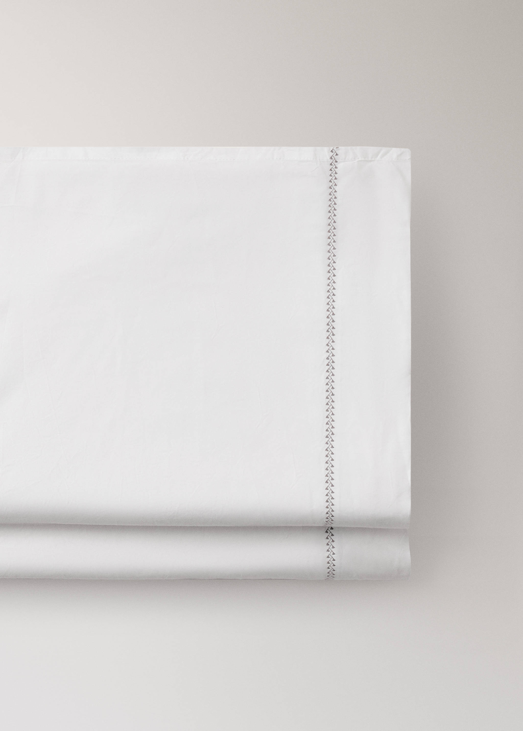 Washed cotton percale top sheet with zigzag stitching for 180/200 cm bed - Details of the article 2