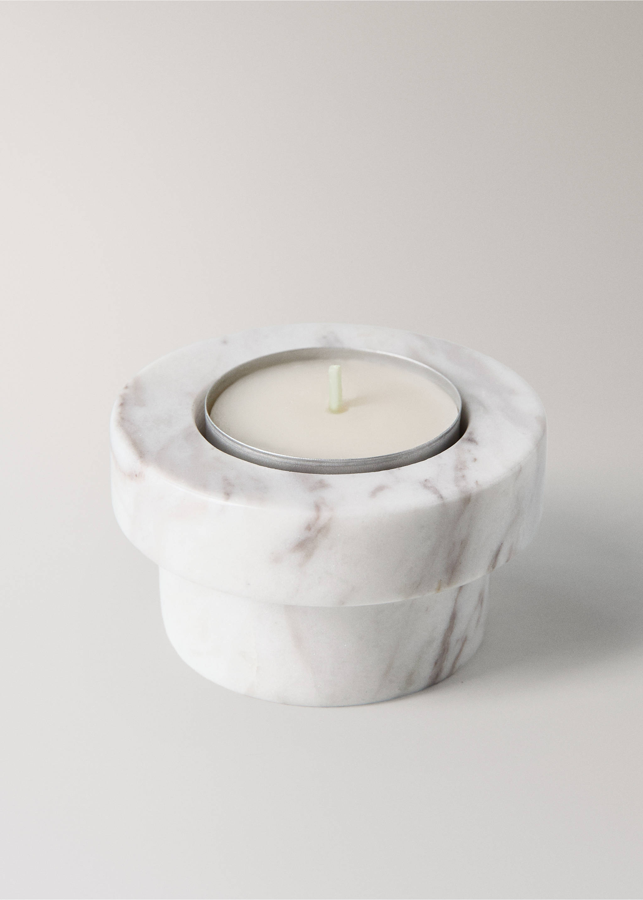 Χαμηλό μαρμάρινο κηροπήγιο δύο όψεων - Λεπτομέρεια του προϊόντος 4, Λευκό. Ref: 17041531-00.