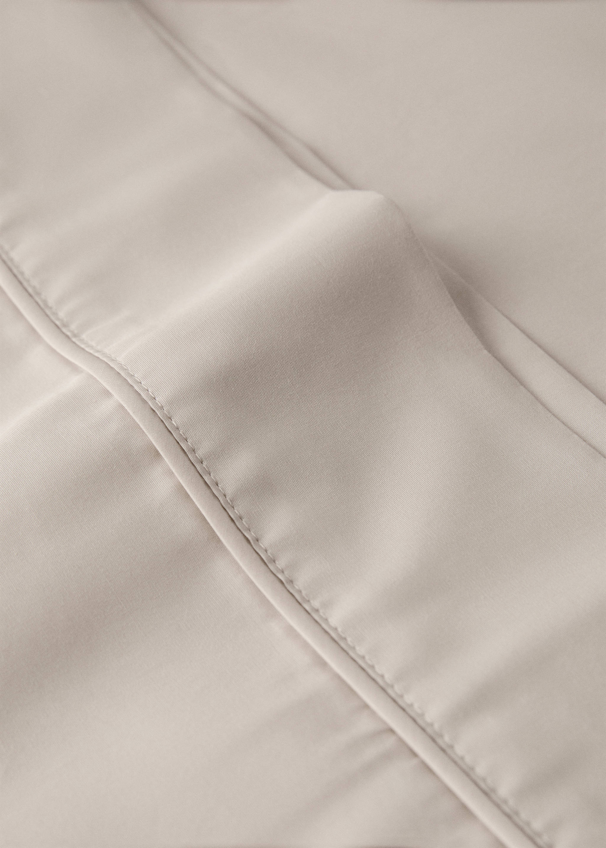 500-thread count cotton percale pillowcase with rounded piping detail, 45x110 cm - Details of the article 1