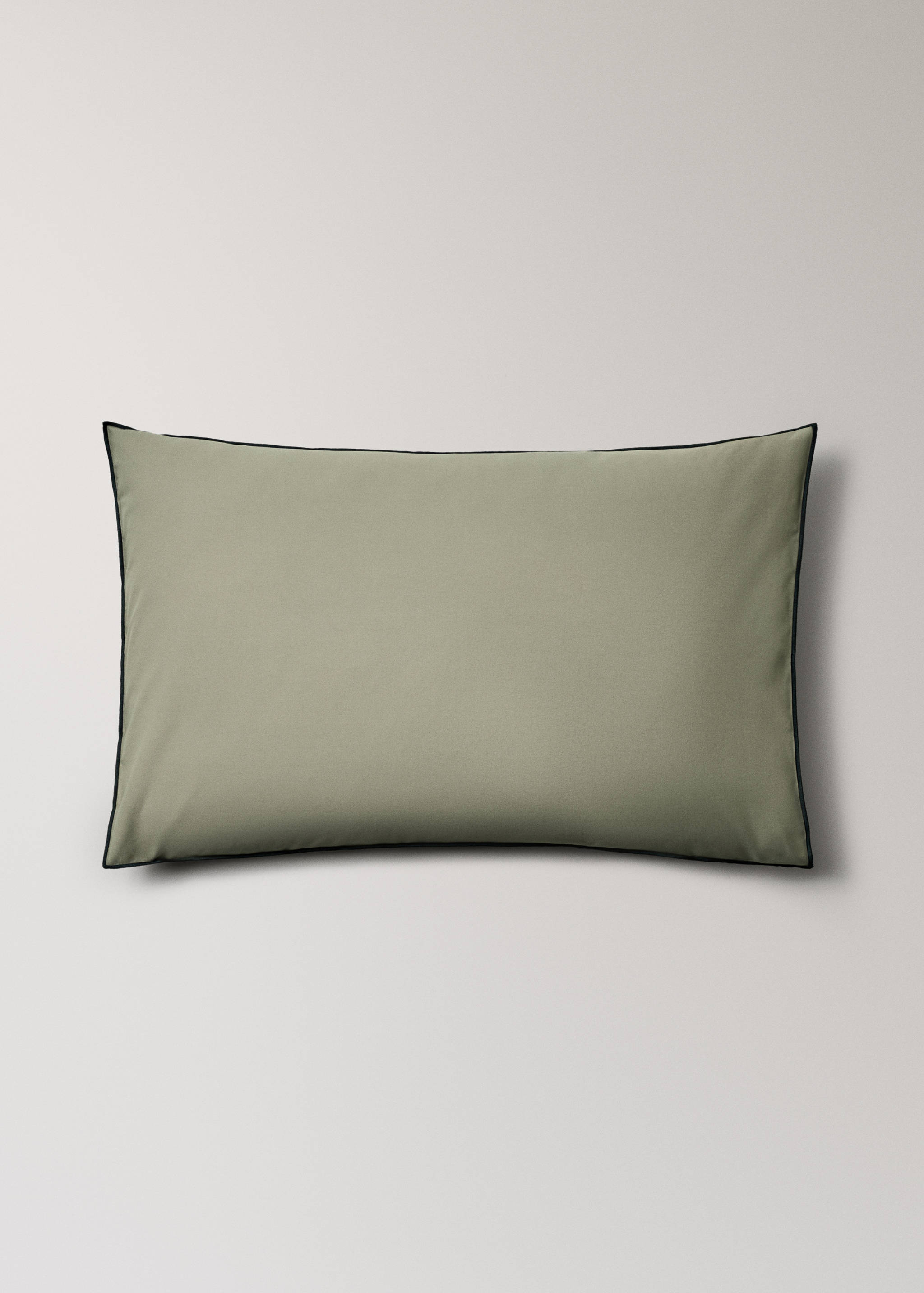 Two 200-thread count percale cotton pillowcases with contrasting overlock 50x75 cm - Article without model
