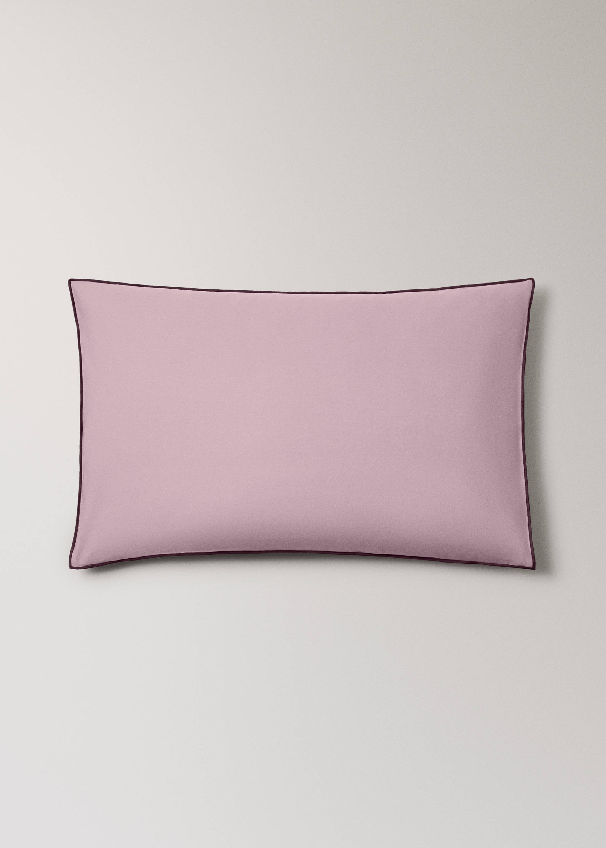 Two 200-thread count percale cotton pillowcases with contrasting overlock 50x75 cm - Article without model