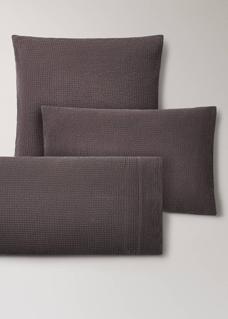 Two cotton waffle percale pillowcases 60x60 cm — Blackberry