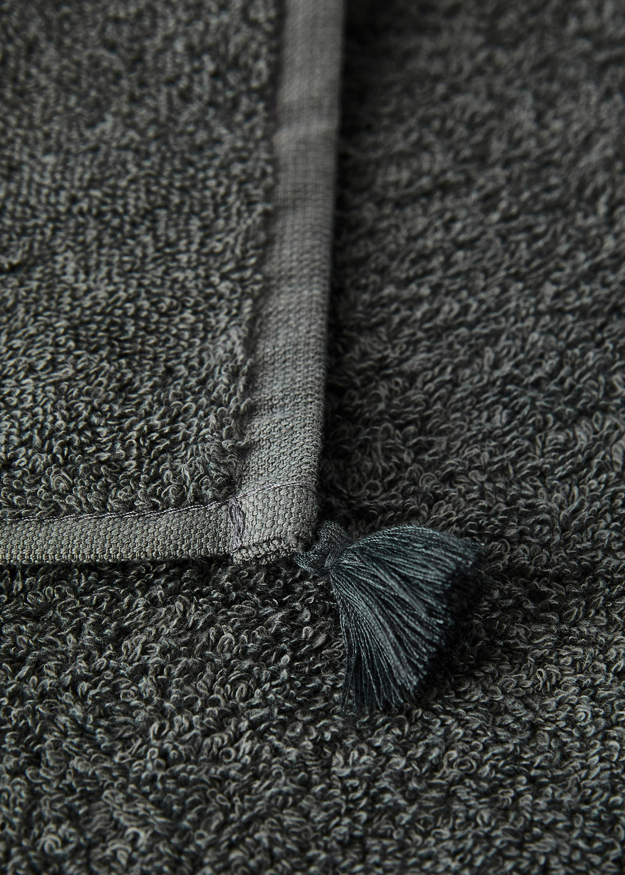 Set of 3 towels with pom-pom - Details of the article 2