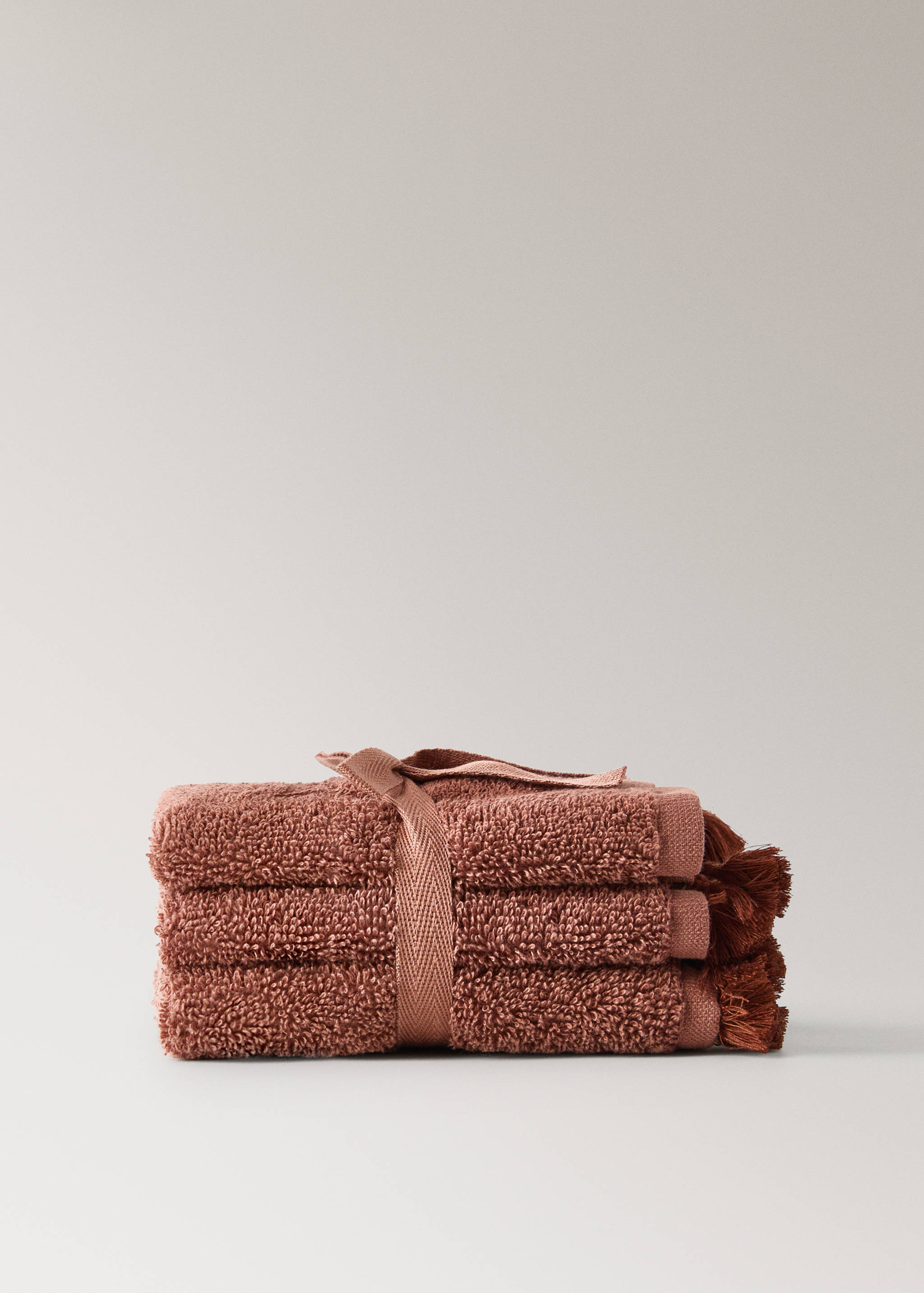 Set of 3 towels with pom-pom - Article without model