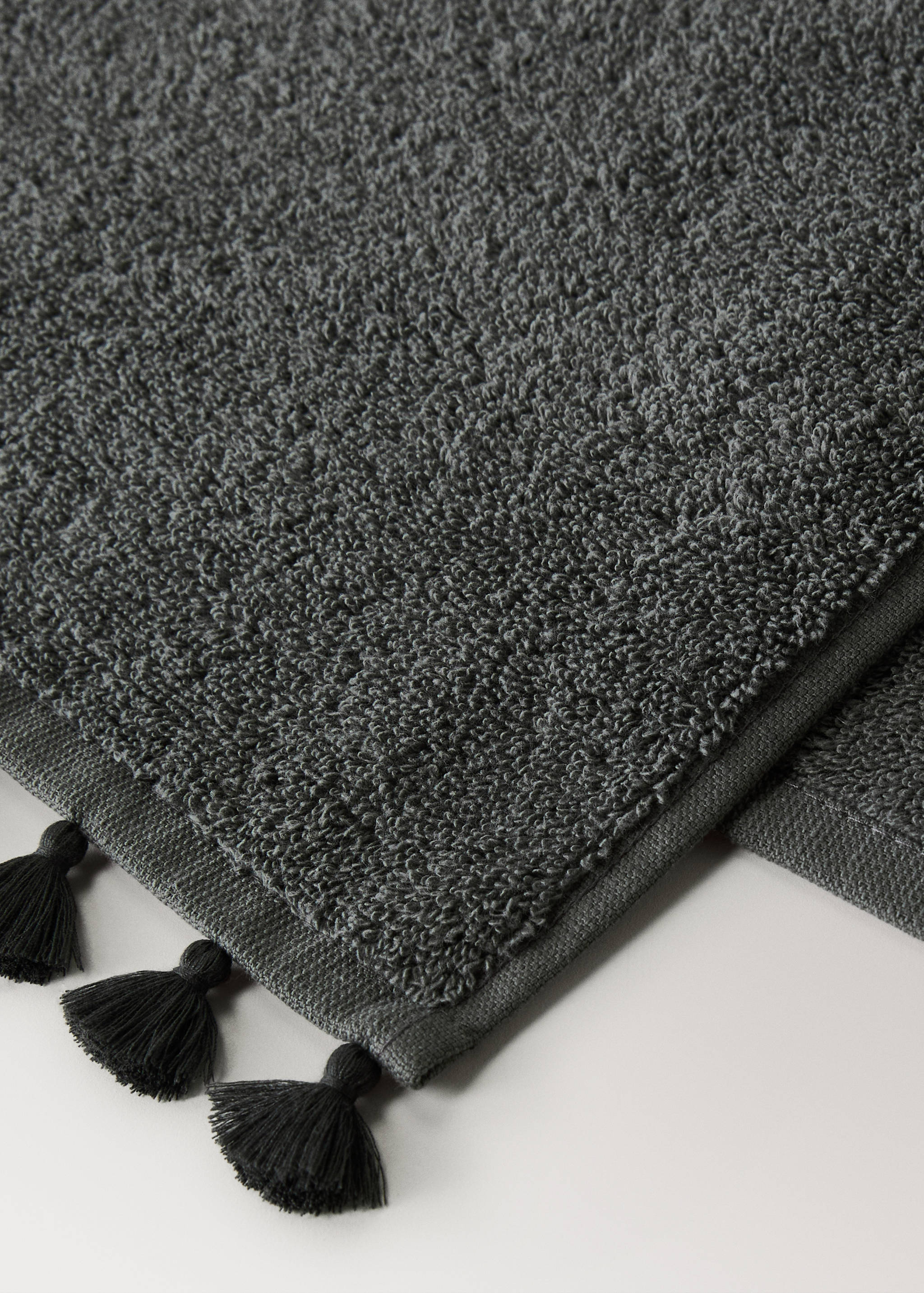 Guest towel with pom-pom - Details of the article 1