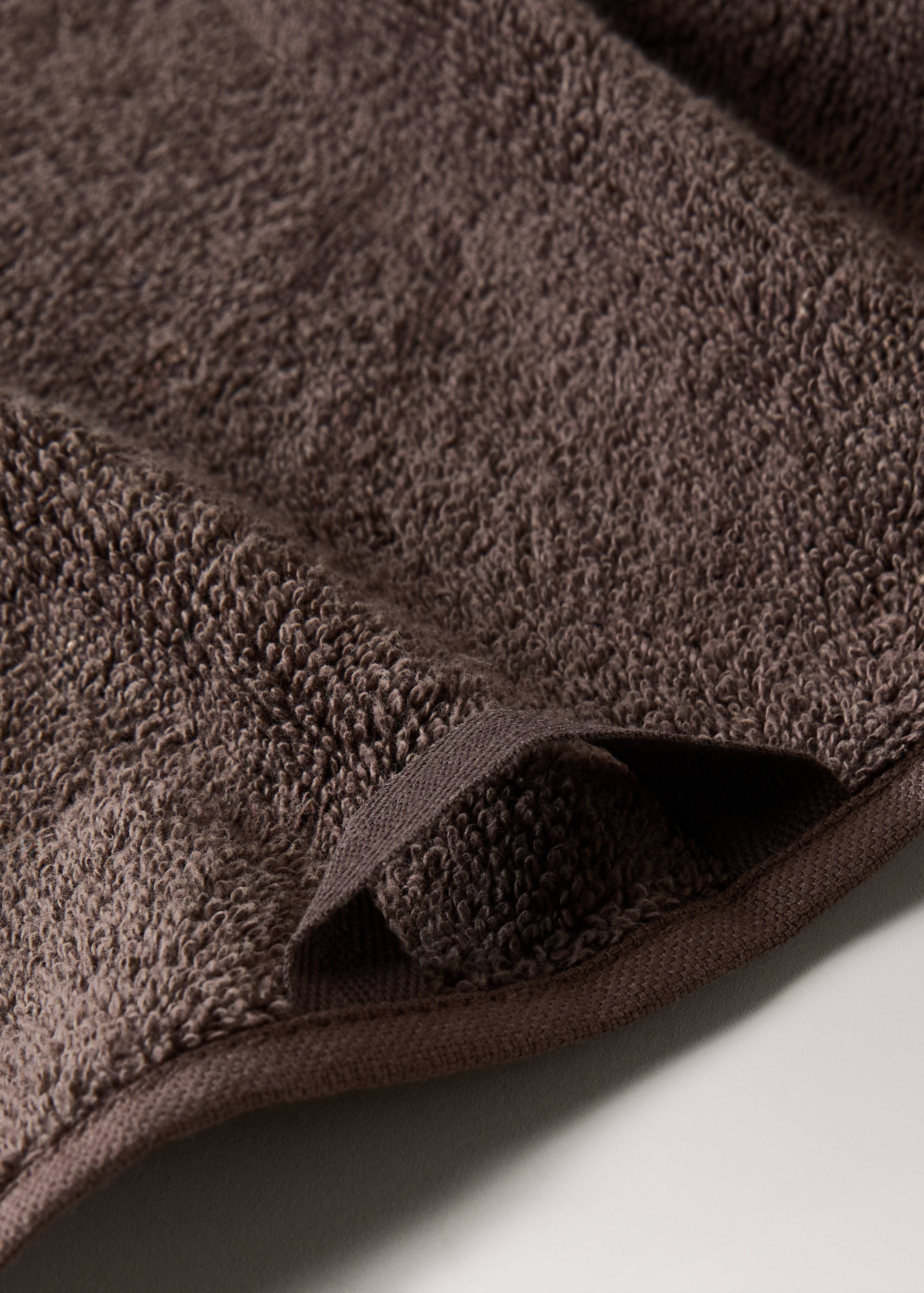 Guest towel with pom-pom - Details of the article 2