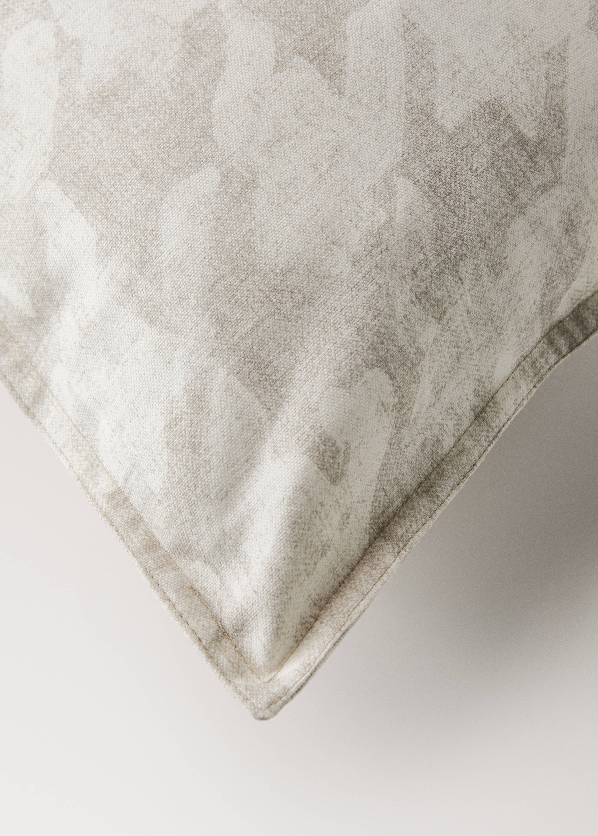 Houndstooth-print cushion cover - Details of the article 4