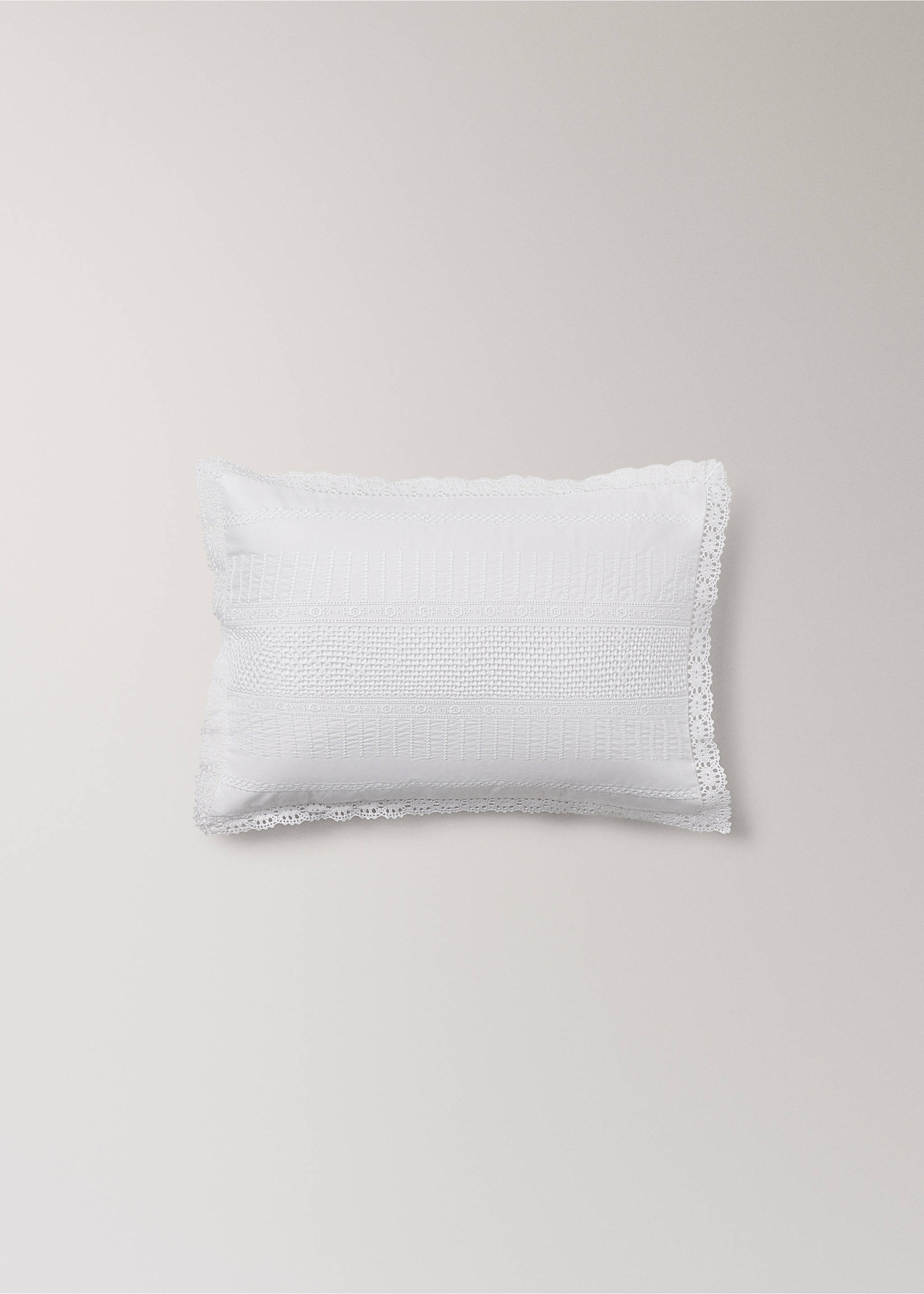 Children's embroidered cotton cushion cover 30x40 cm - Article without model, White. Ref: 17041588-00.
