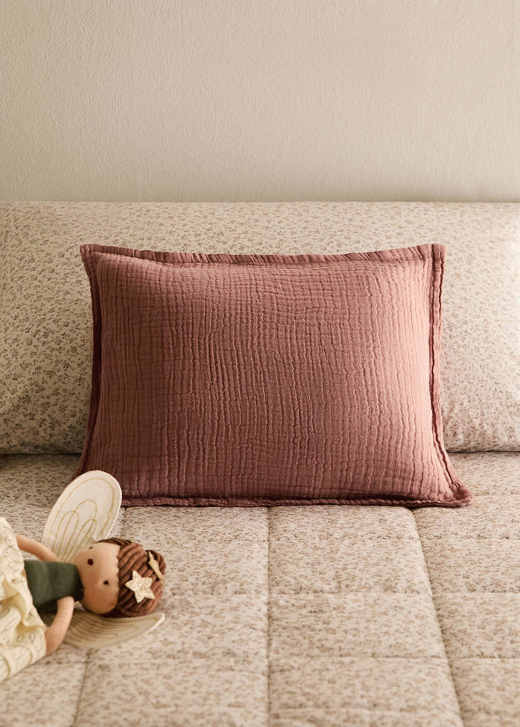 Gauze children's cushion cover 30x40 cm — Cherry