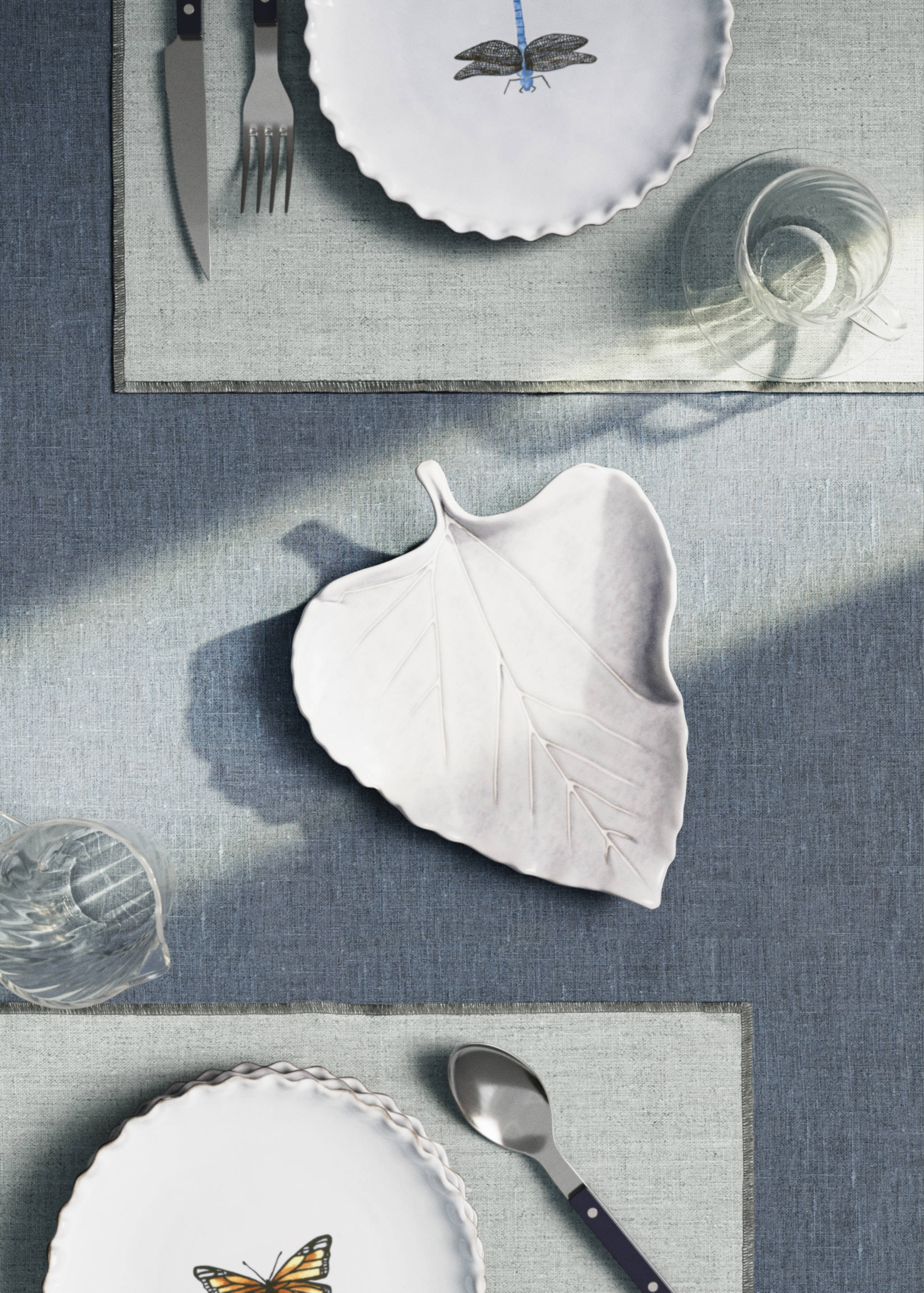 Kleines Blattdesign-Keramikgeschirr - Allgemeine Ansicht