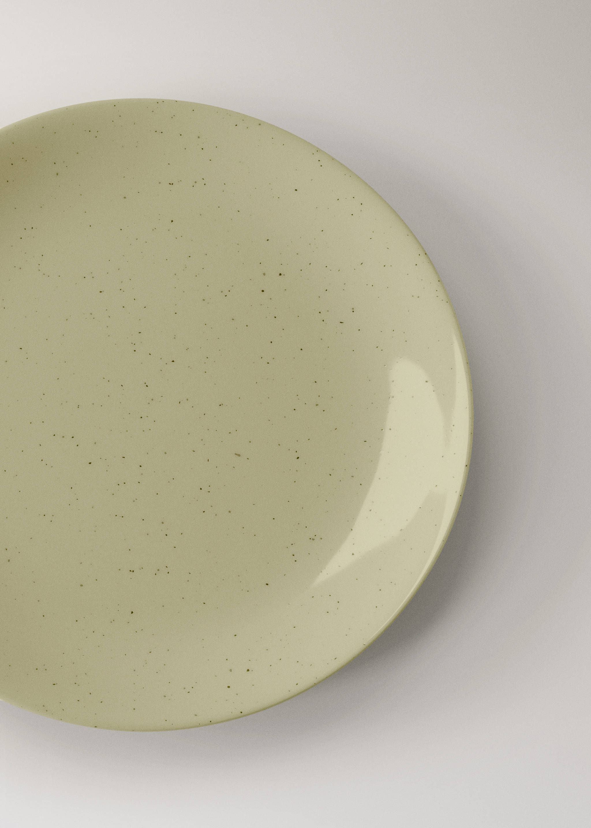 Stoneware dinner plate with spots - Details of the article 2