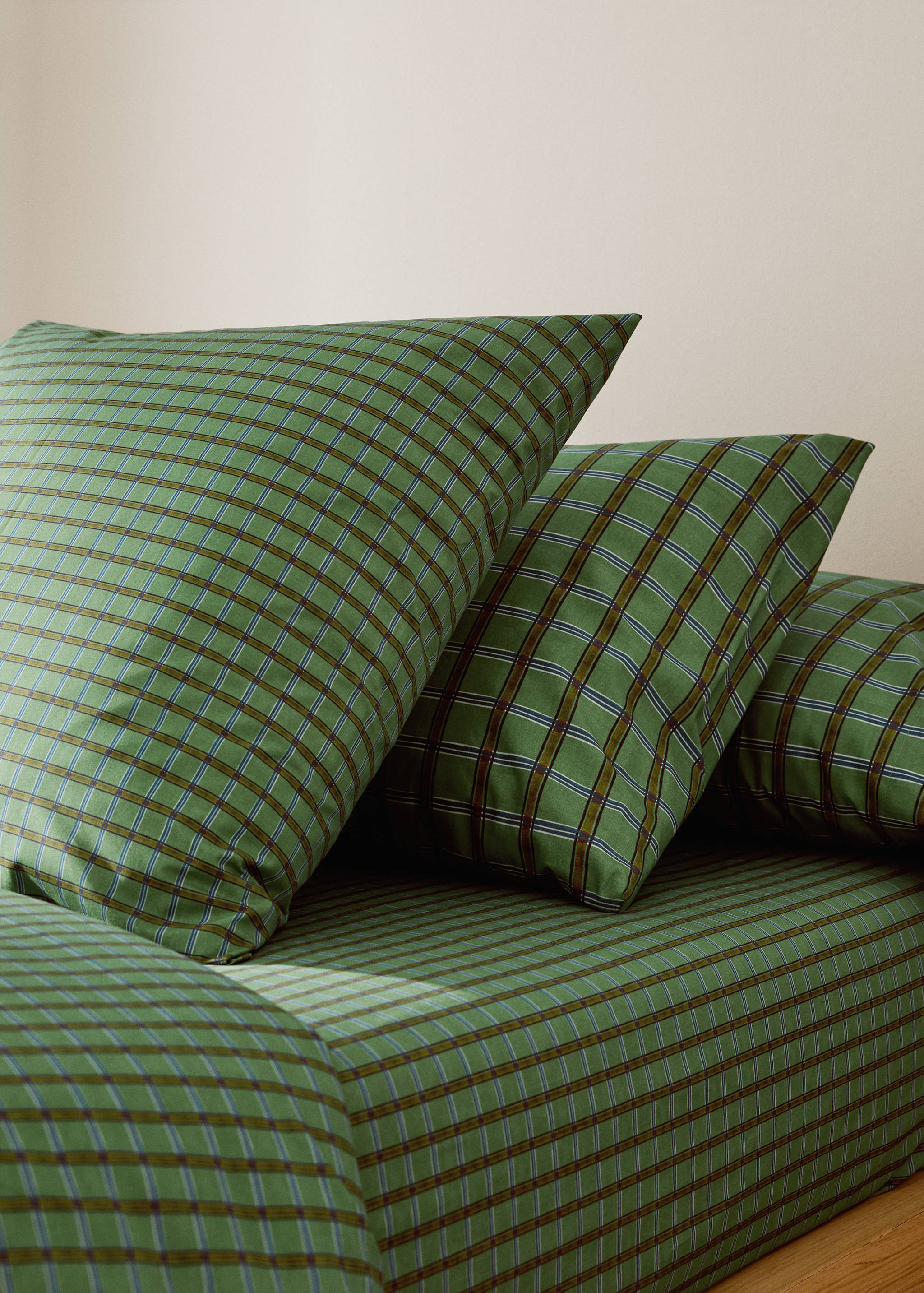 Percale cotton pillowcase with checked print 50x75 cm - General plane