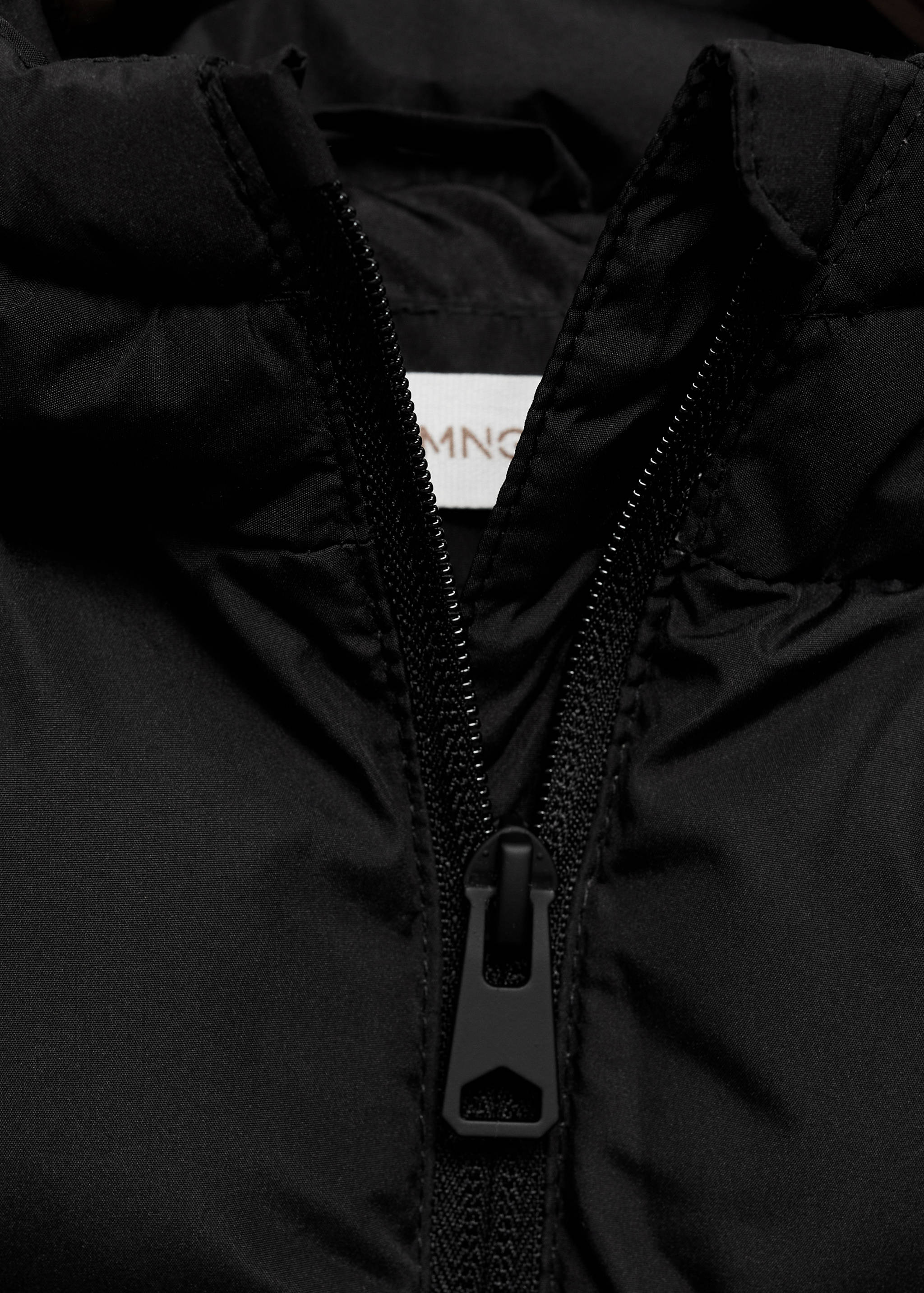 Long hooded waistcoat - Details of the article 8
