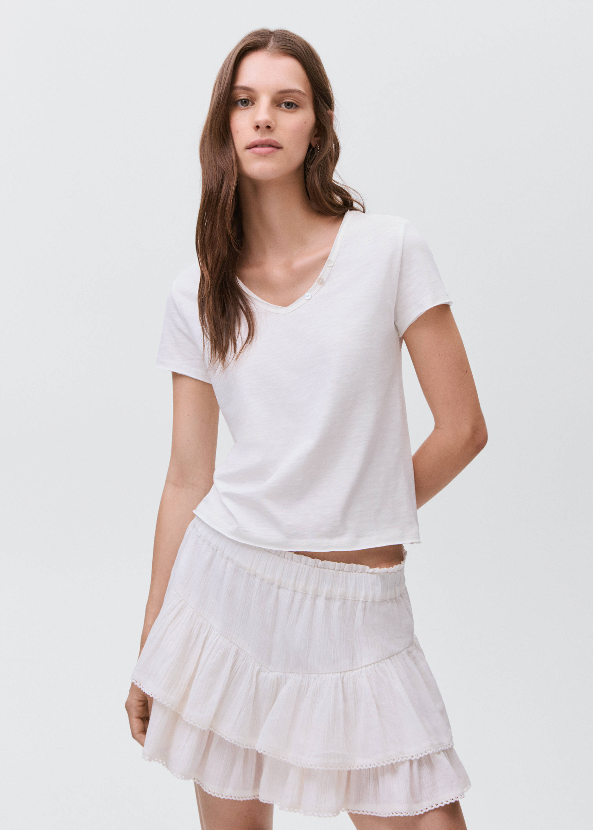 T-shirt with mother-of-pearl button detail - Medium plane