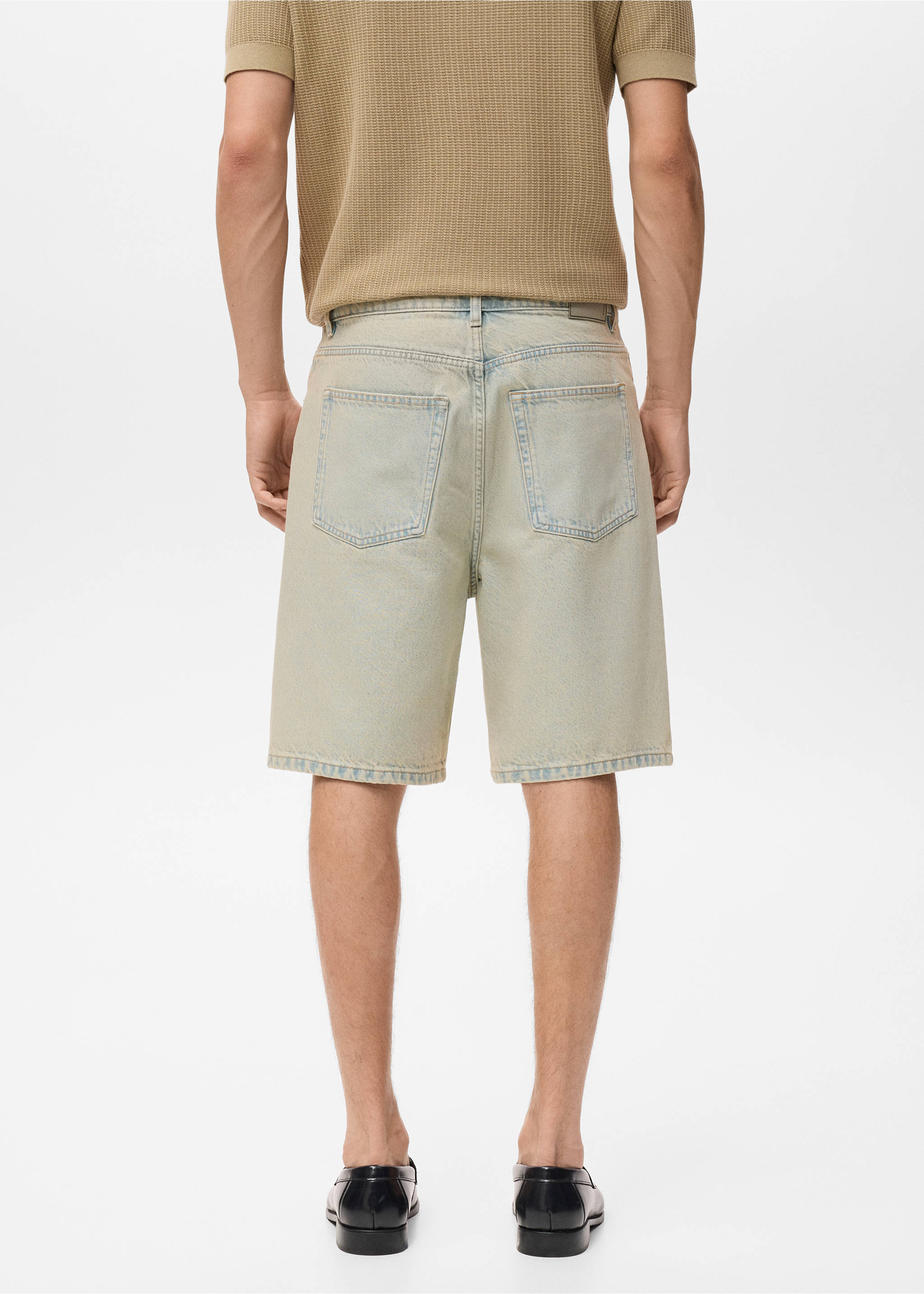 Denim relaxed-fit bermuda shorts - Reverse of the article, Light Vintage Blue. Ref: 17042900-00.