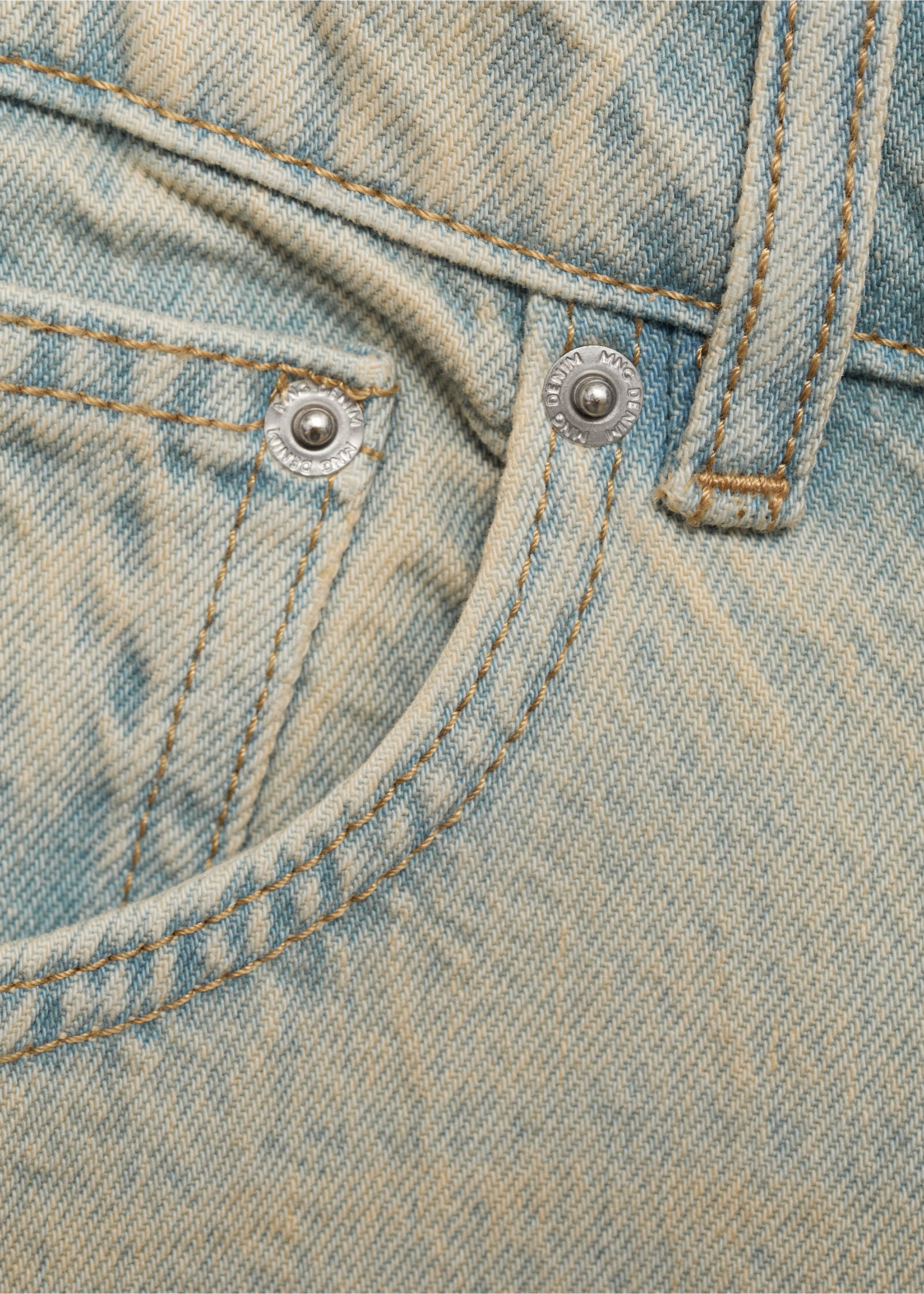 Denim relaxed-fit bermuda shorts - Details of the article 0, Light Vintage Blue. Ref: 17042900-00.