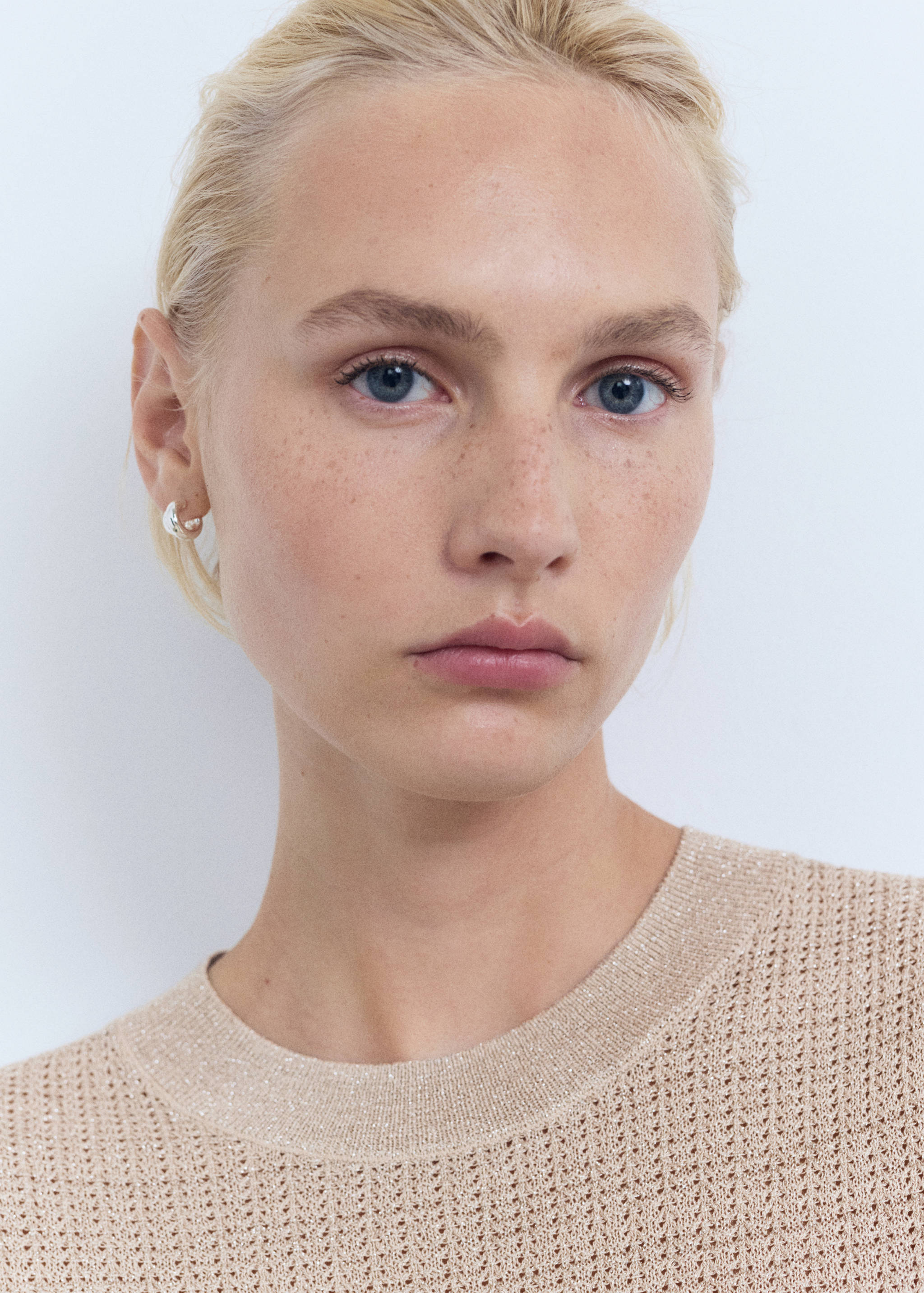 Short-sleeved lurex sweater - Details of the article 1