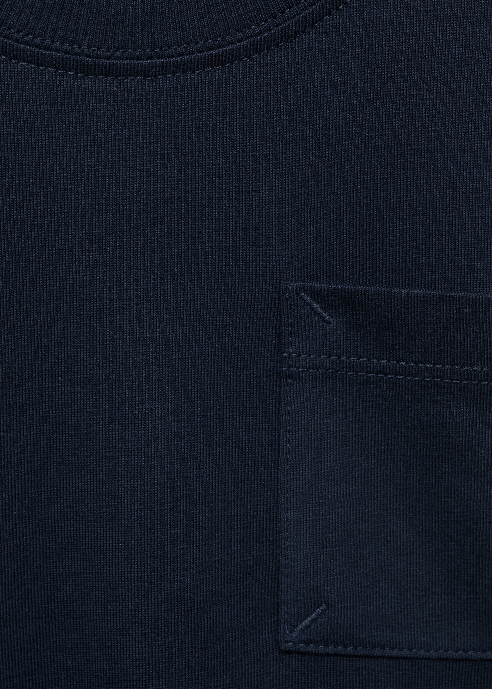 تي شيرت قطني بجيب - تفاصيل المنتج 8