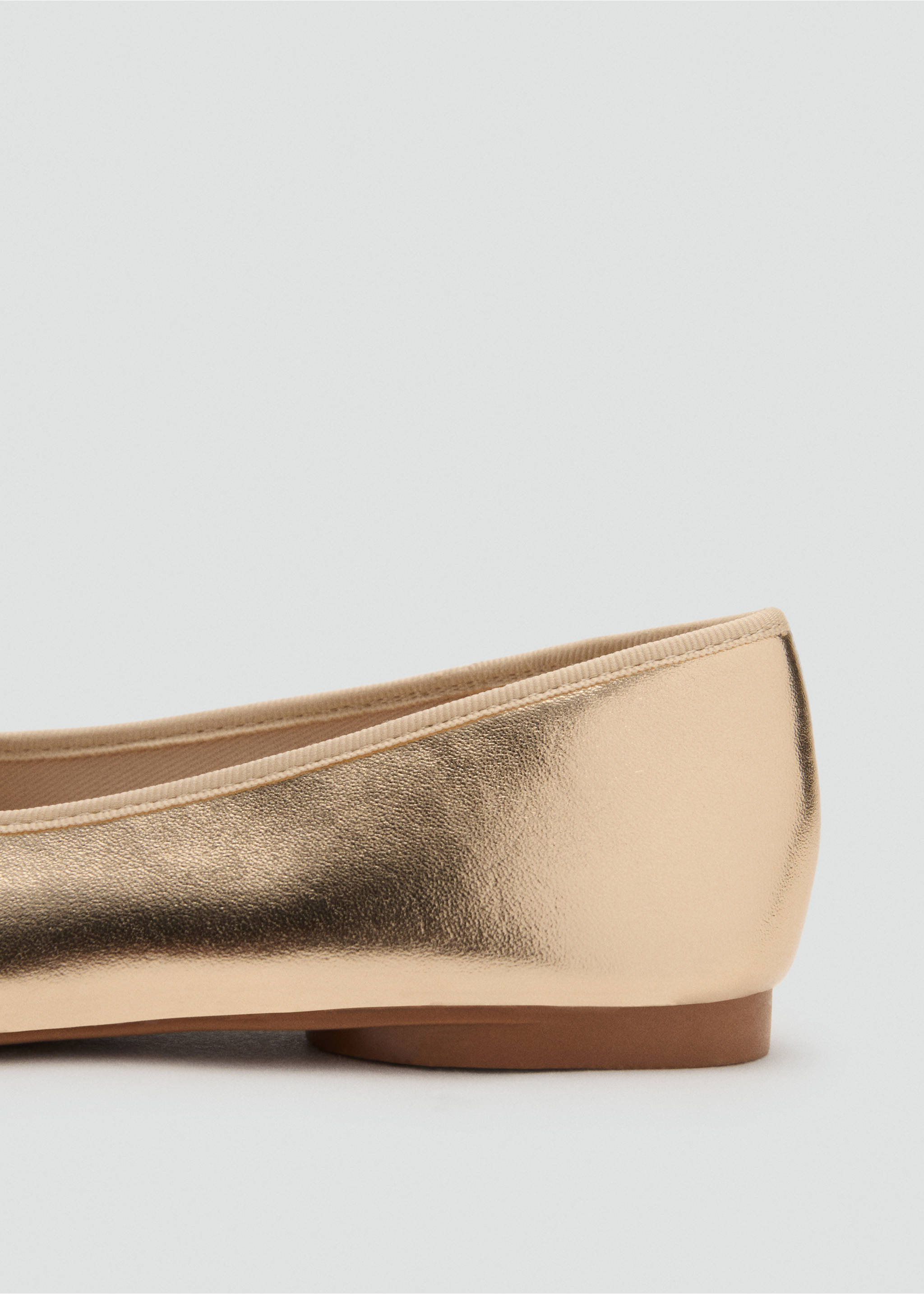 Metallic ballet flats with bow - Details of the article 1, Gold. Ref: 17042911-00.