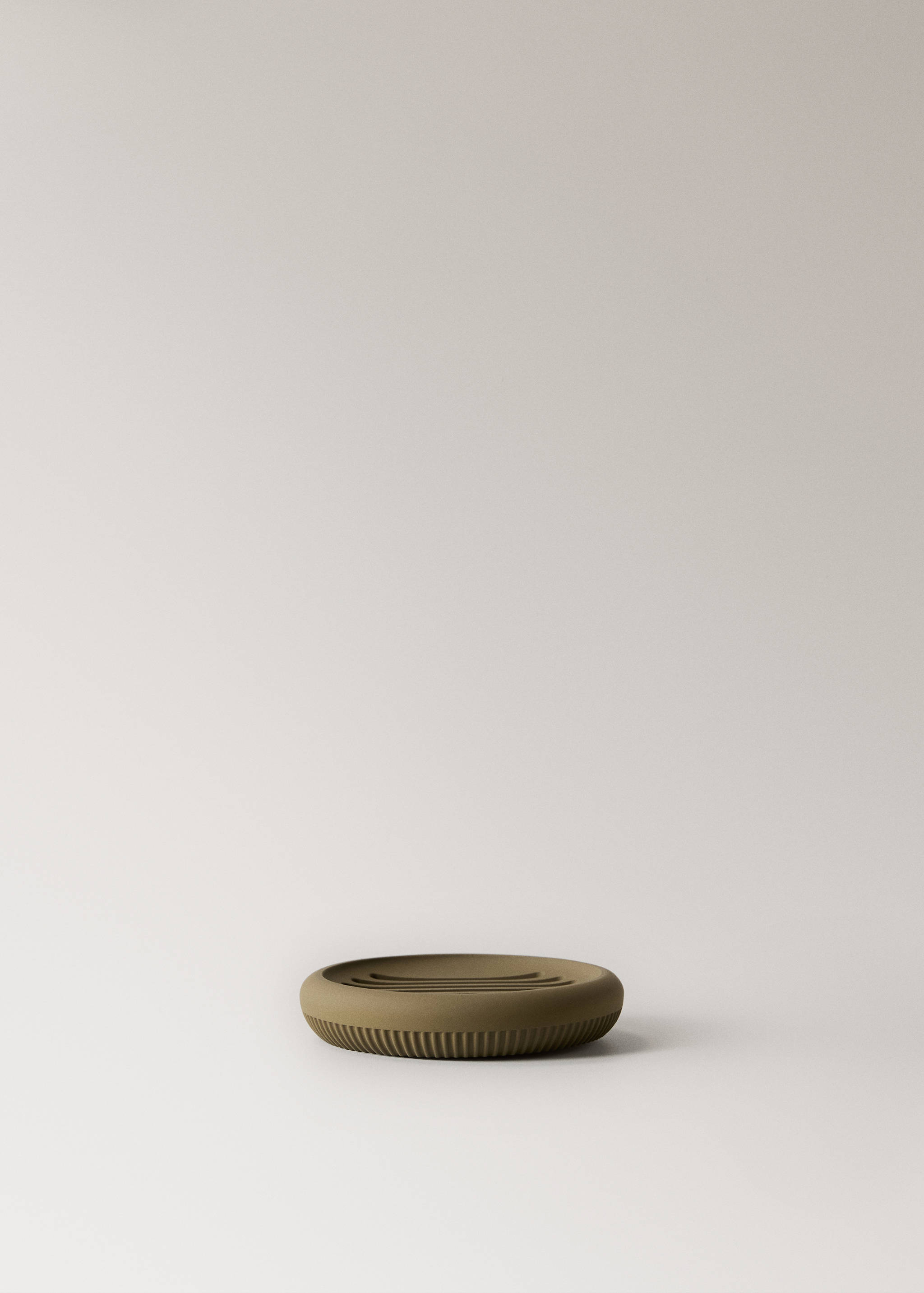 Mydelniczka z żywicy - Artykuł bez modela/modelki