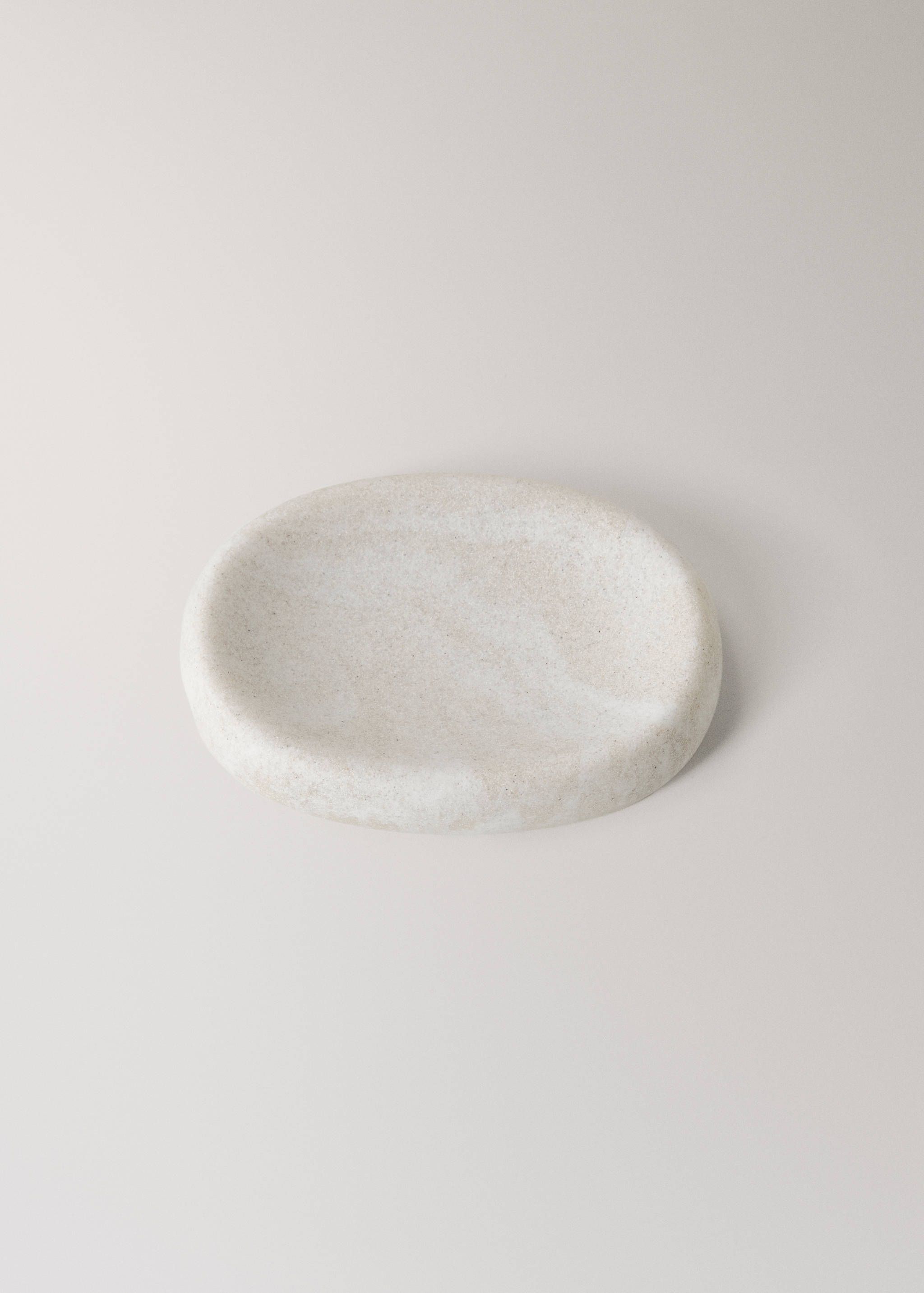 Marble-effect resin soap dish - Details of the article 2