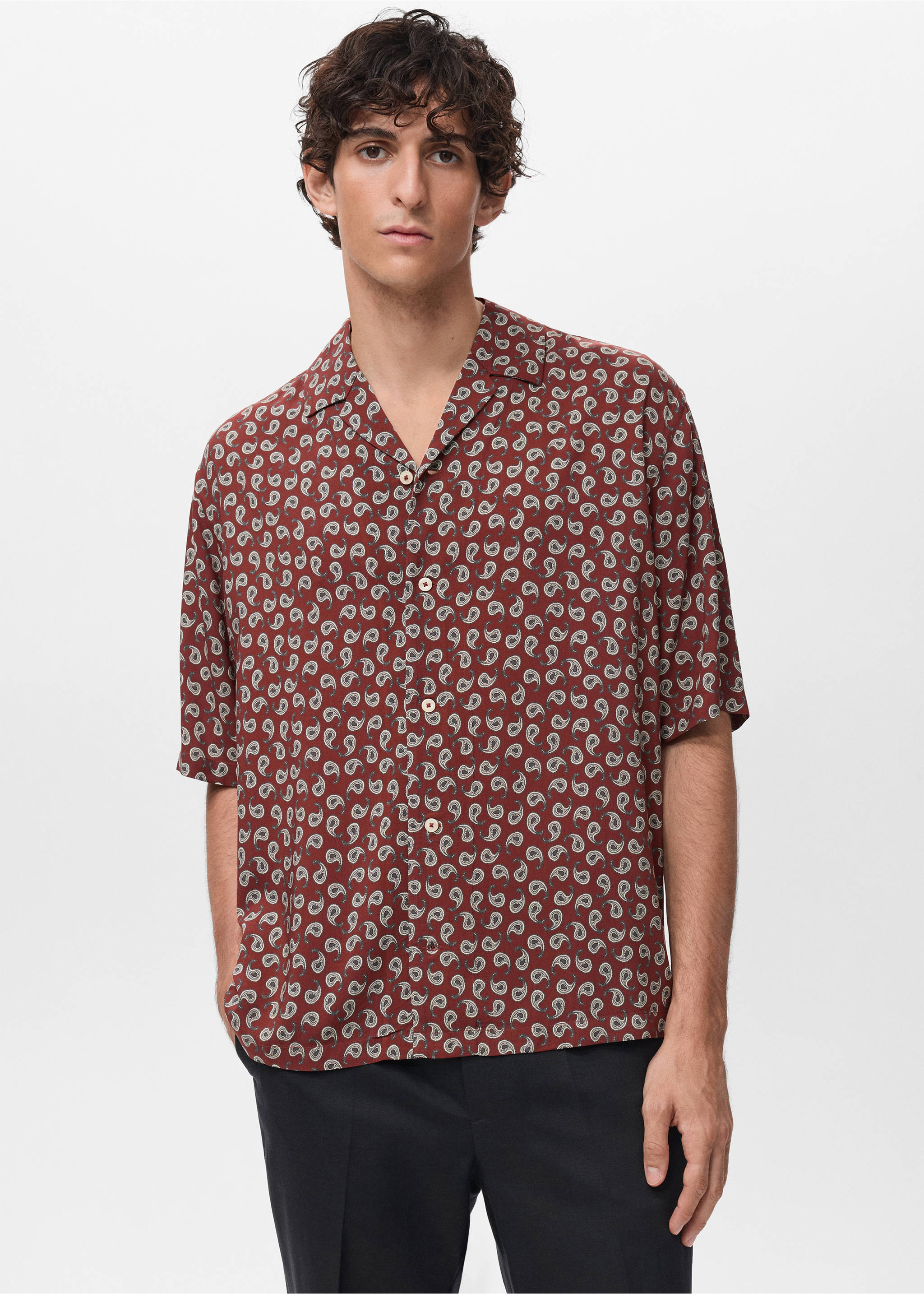 Chemise regular-fit fluide imprimée - Plan moyen, Cerise. Ref: 17042929-00.