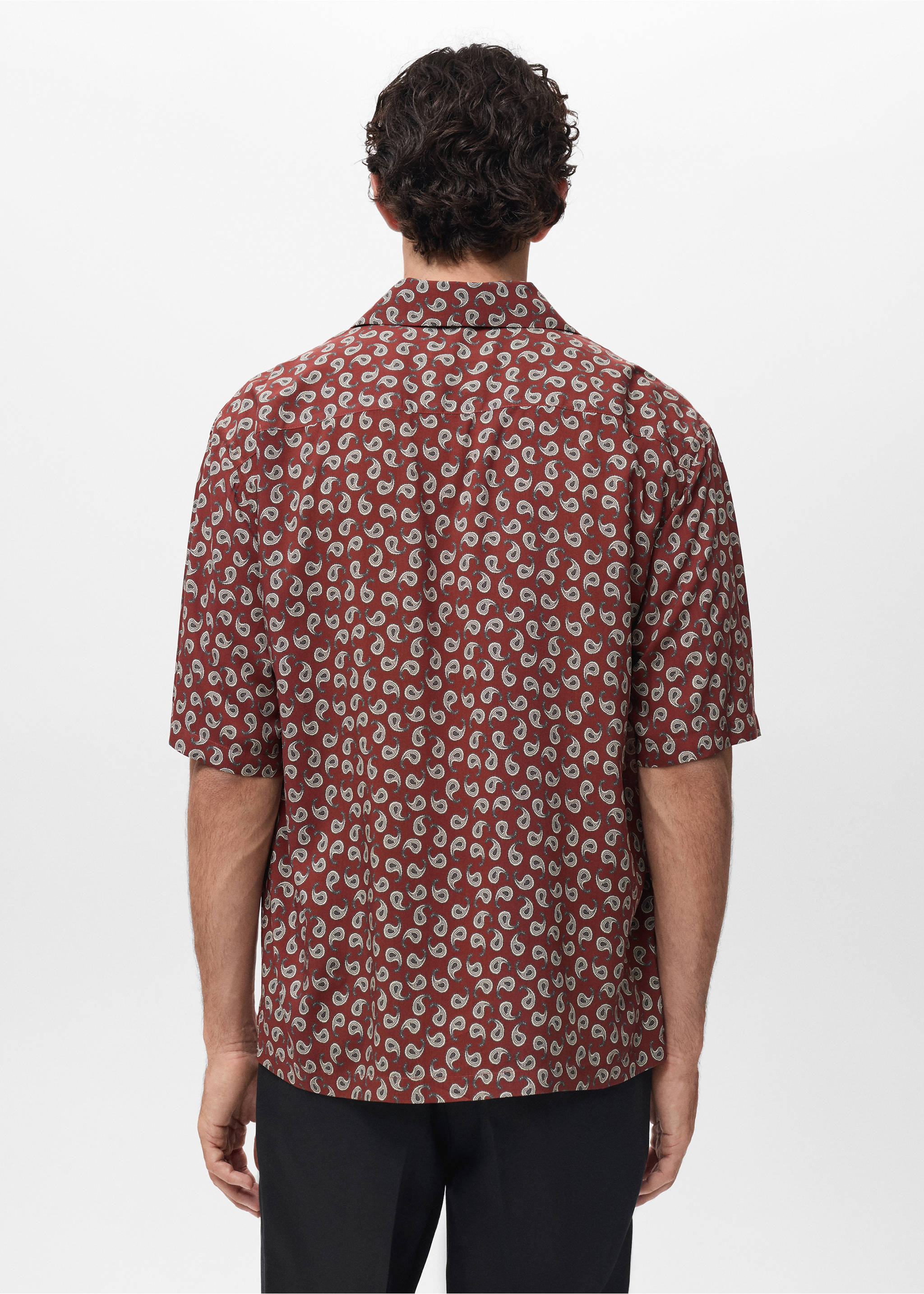 Chemise regular-fit fluide imprimée - Verso de l’article, Cerise. Ref: 17042929-00.