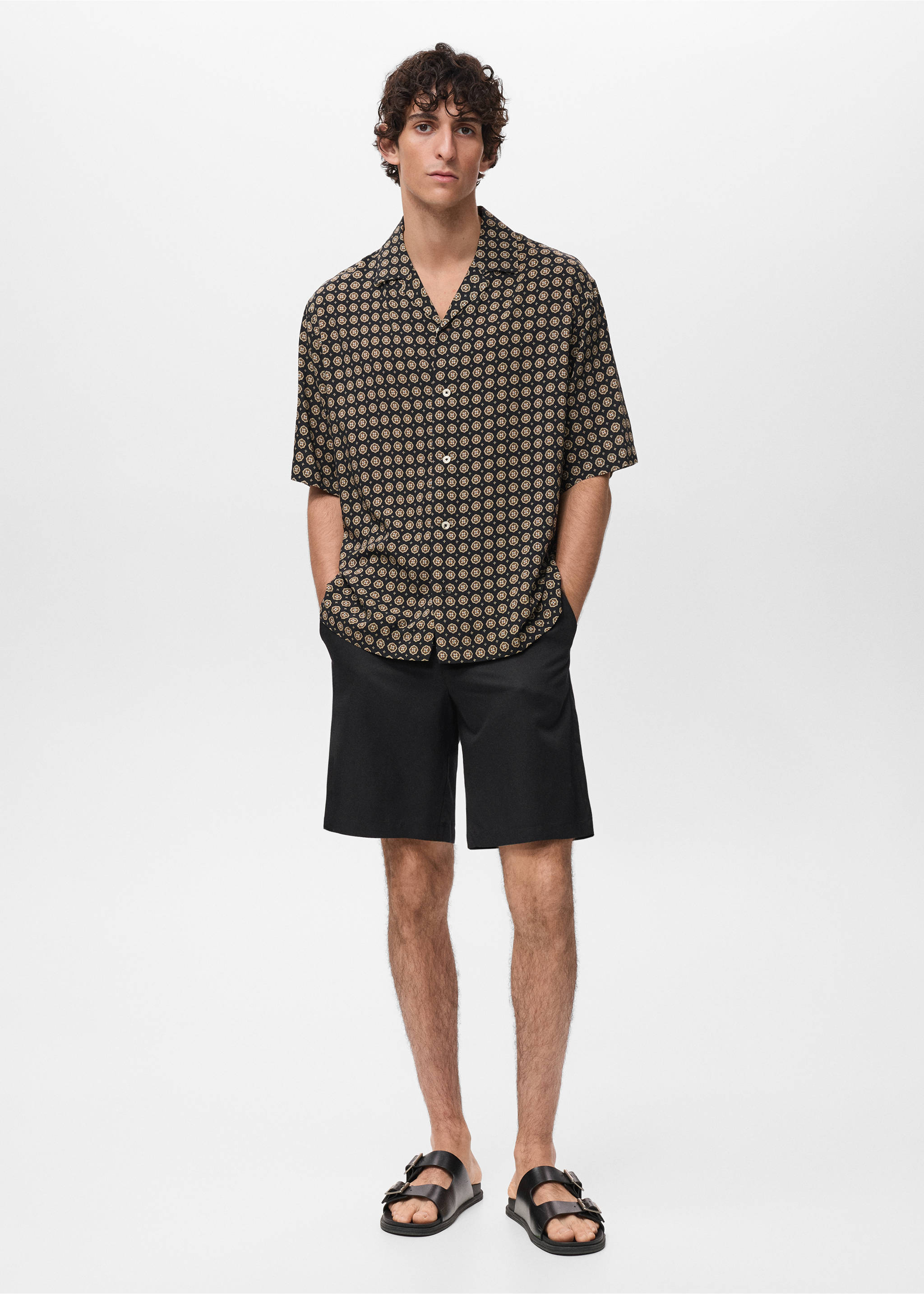 Chemise regular-fit fluide imprimée - Plan général, Noir. Ref: 17042929-00.