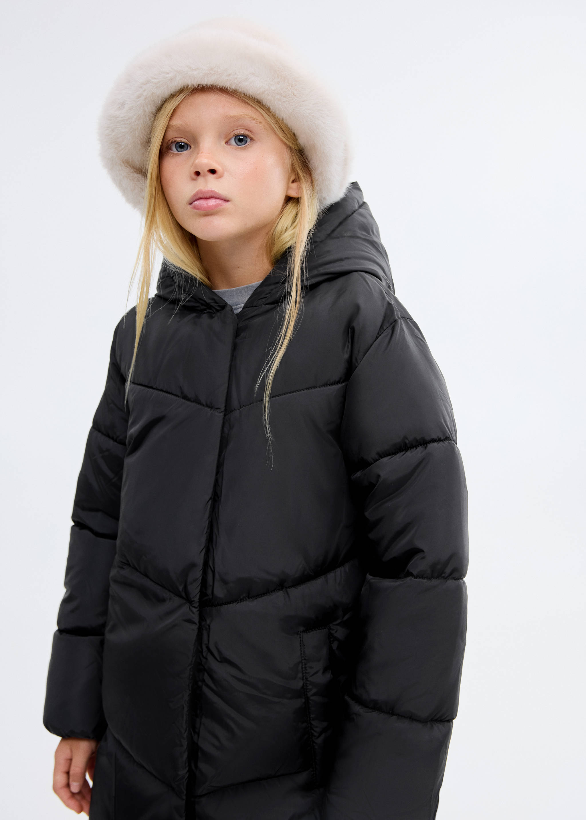 Anorak acolchado capucha - Plano medio