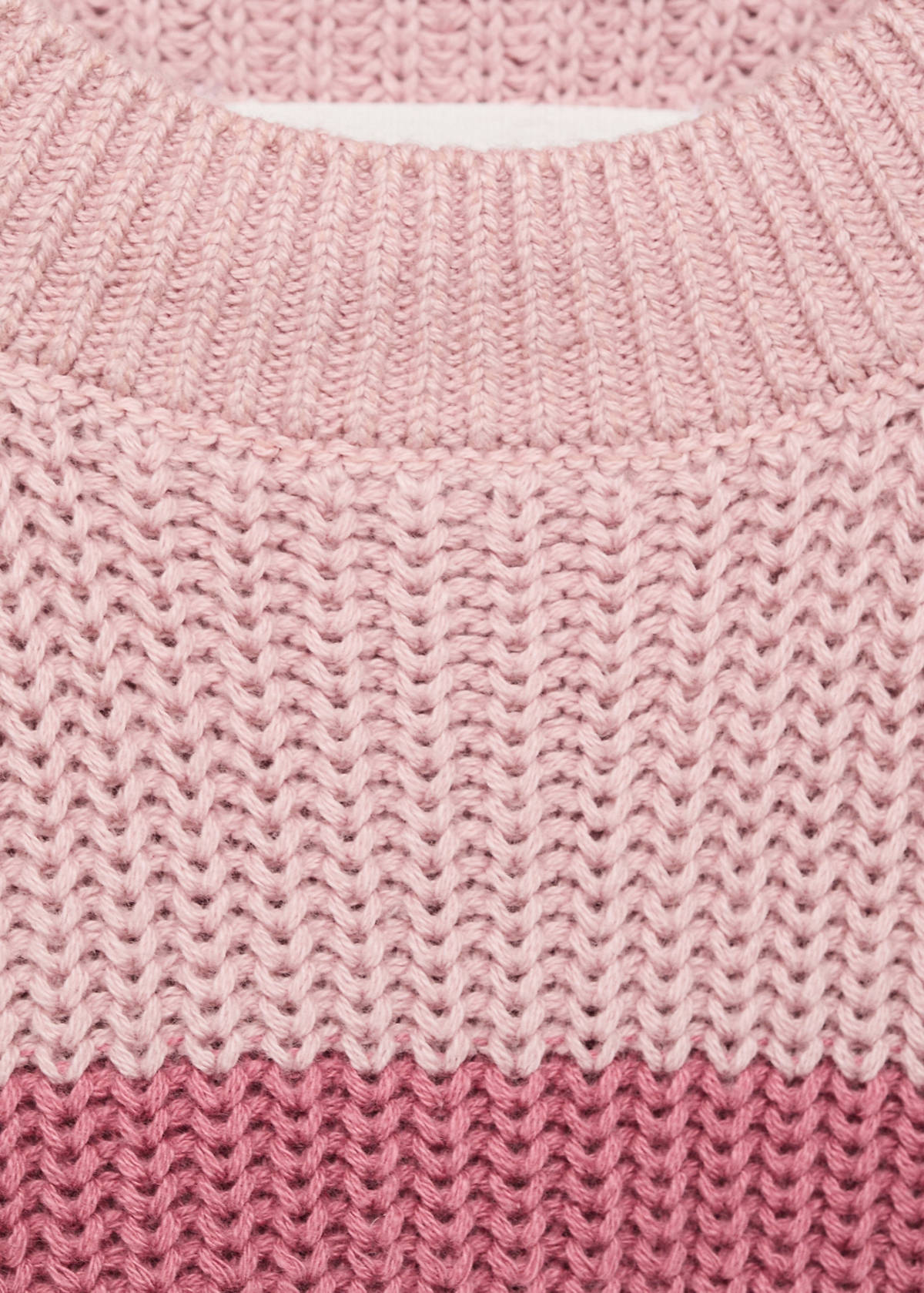 Striped knitted gilet — Pink