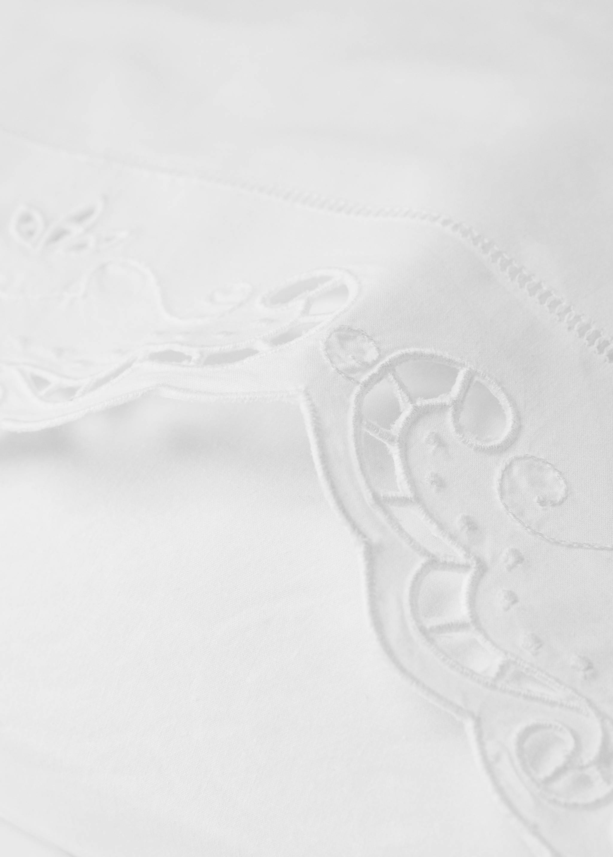 İki adet ajur işlemeli pamuklu yastık kılıfı 50x75 cm - Ürün detayı 2