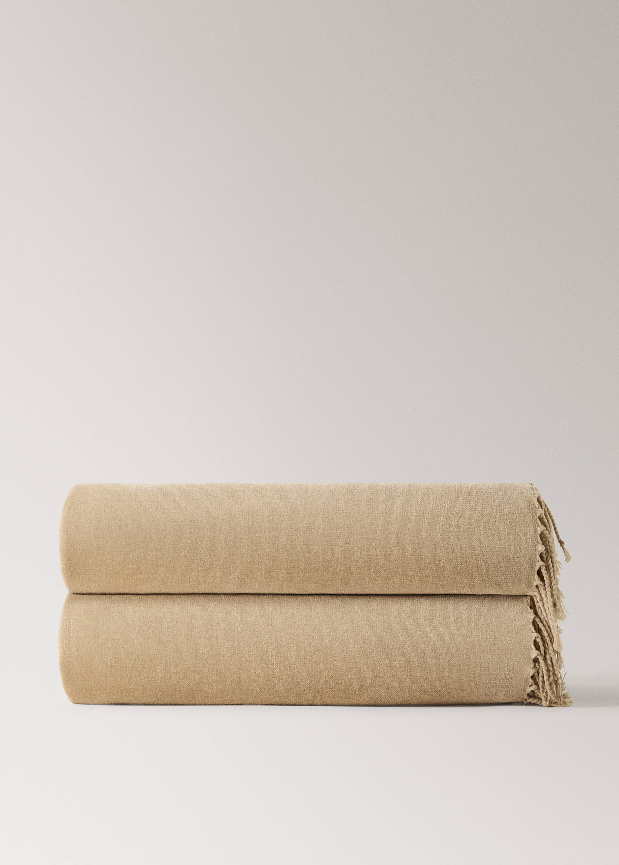 Chenille blanket with fringes - Article without model