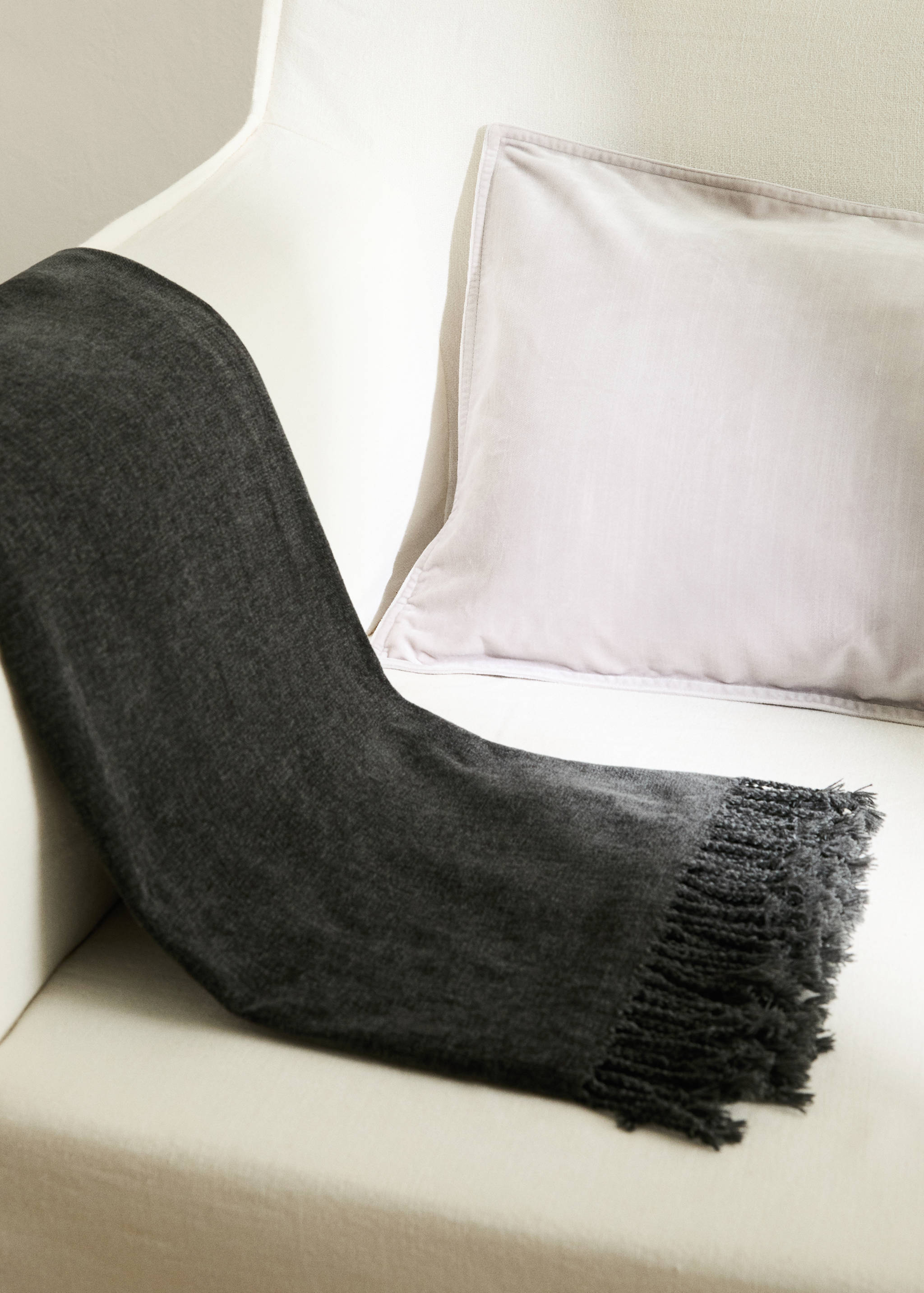 Chenille blanket with fringes - General plane