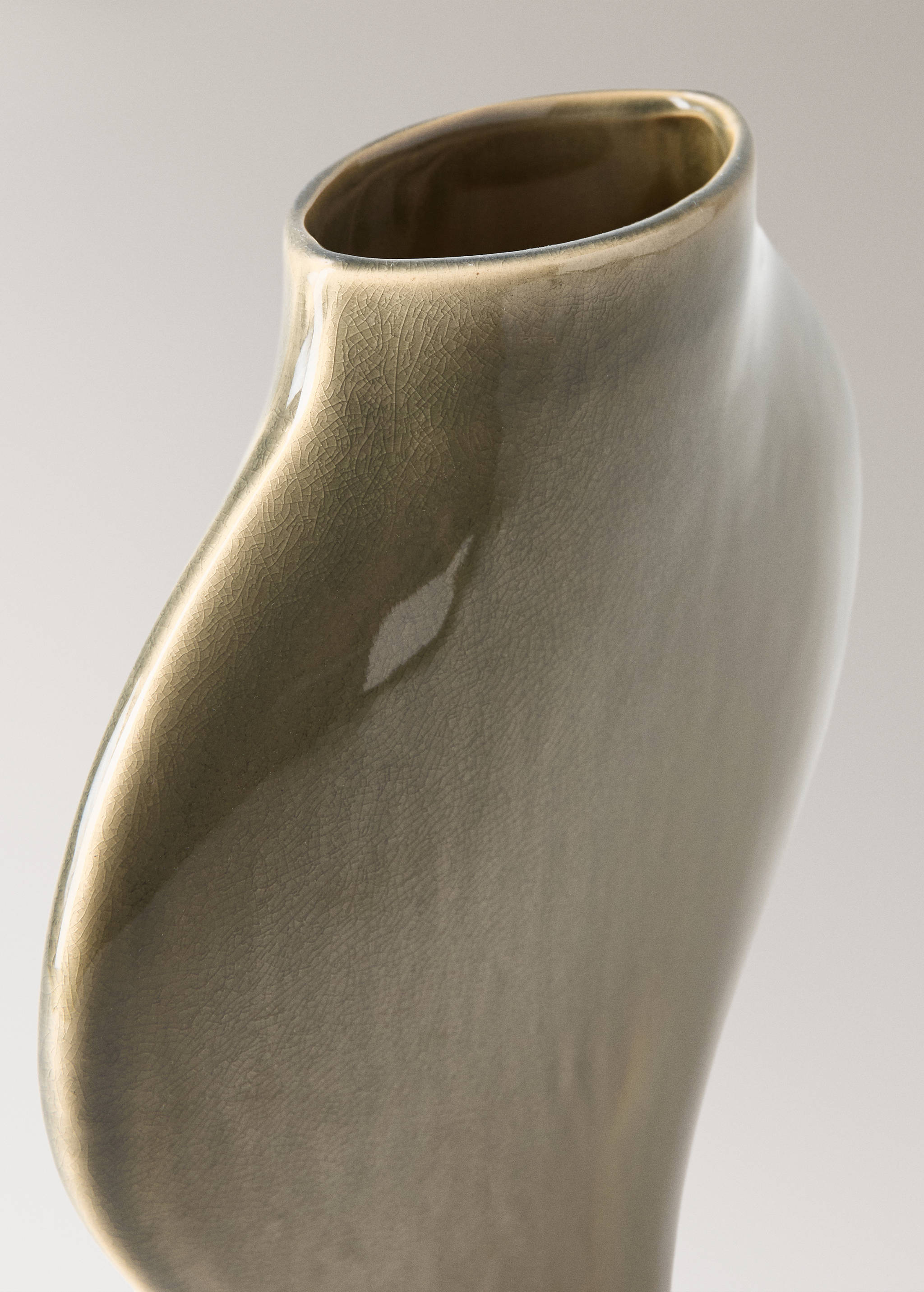 Large stoneware vase - Details of the article 1