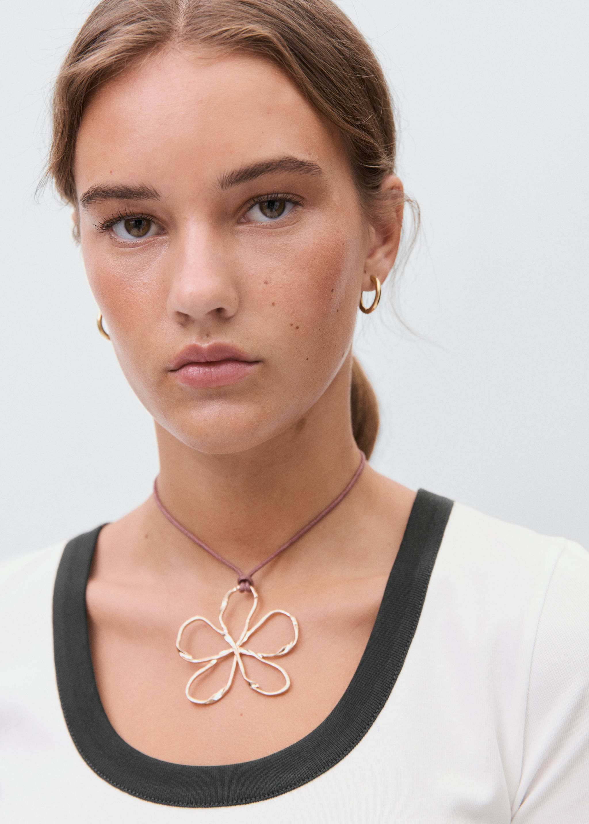 T-shirt coton col contrastant - Détail de l'article 1