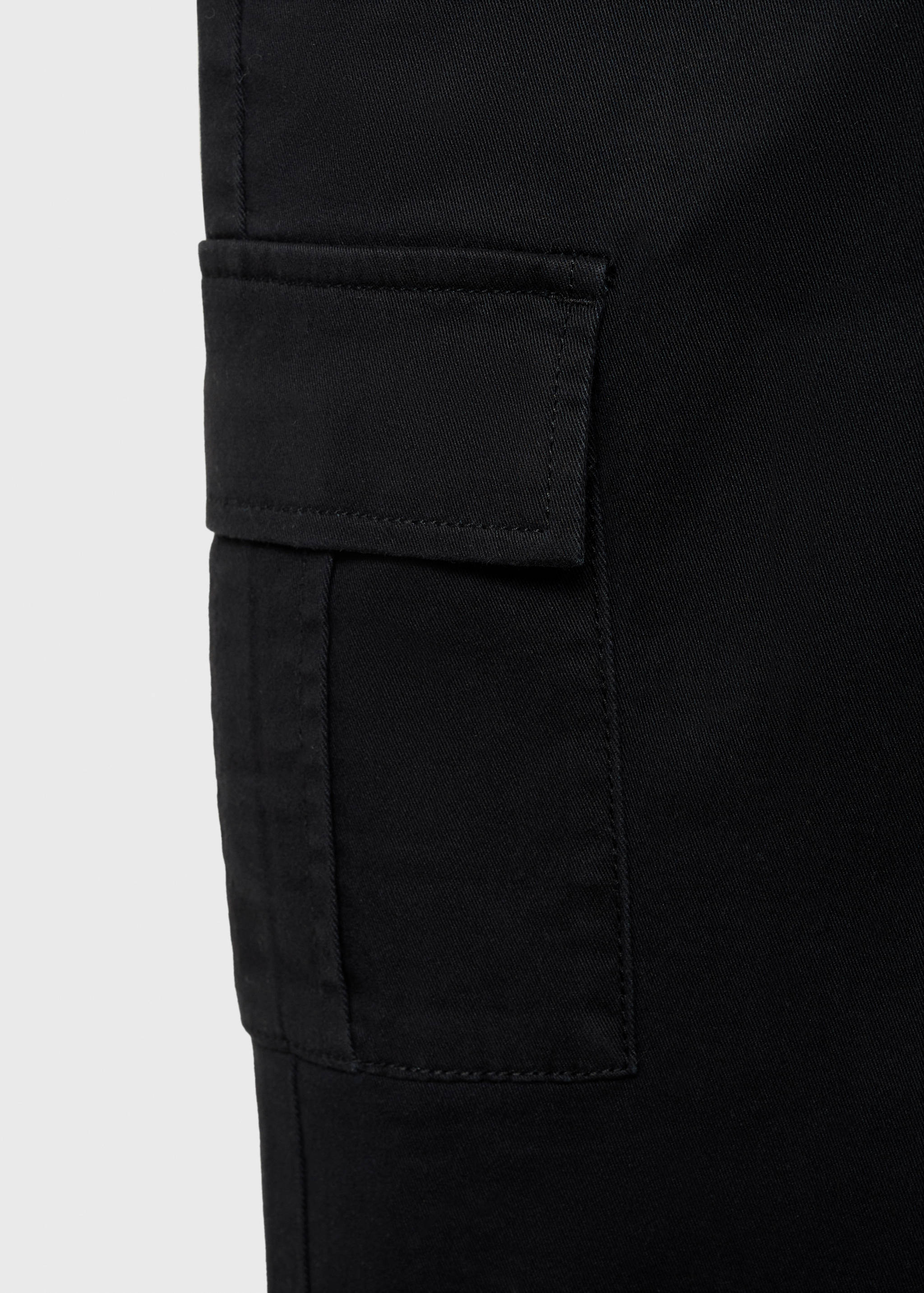 Cotton cargo trousers - Details of the article 8